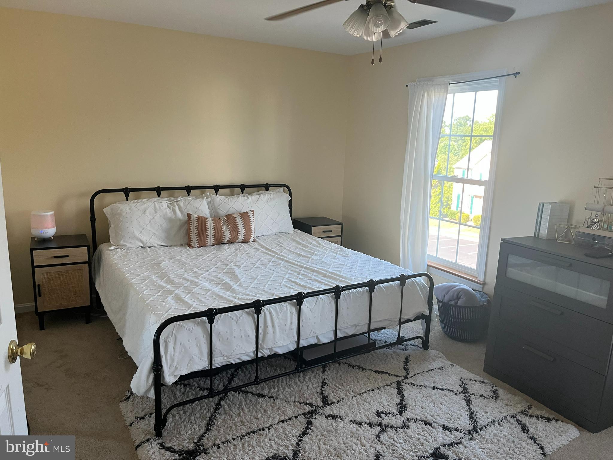 PRINCETON WOODS - Residential Lease