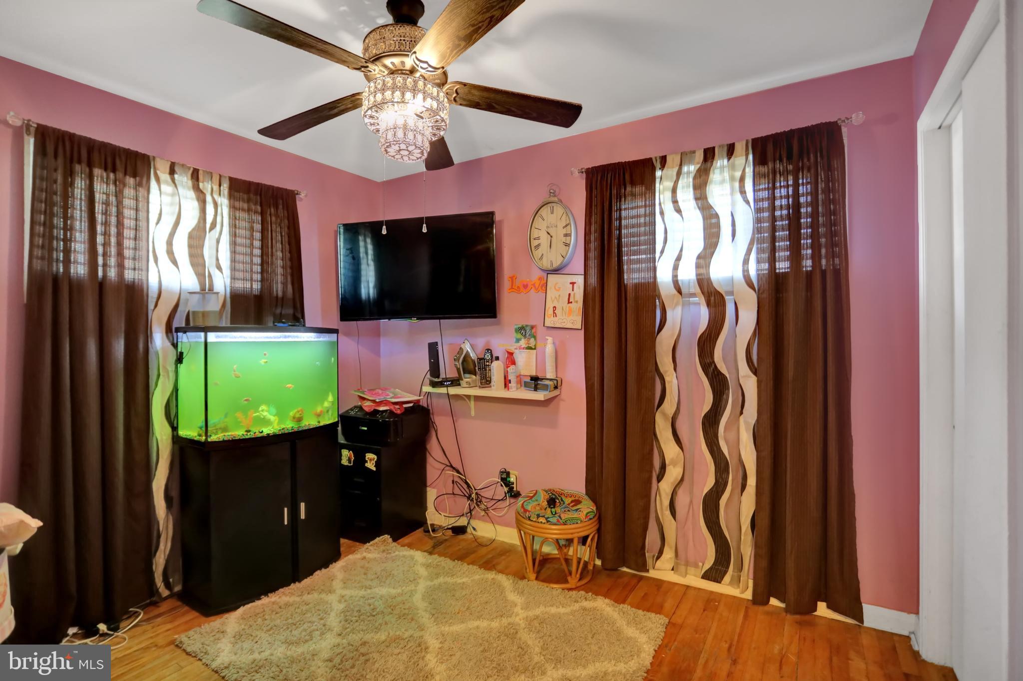 WOODLAWN ESTATES - Residential