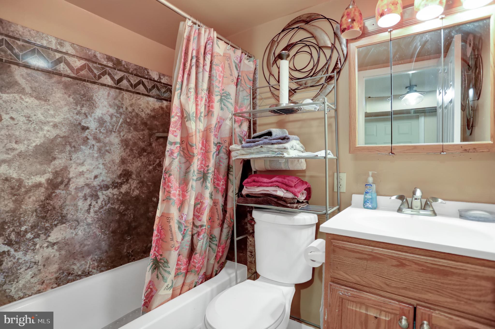 WOODLAWN ESTATES - Residential