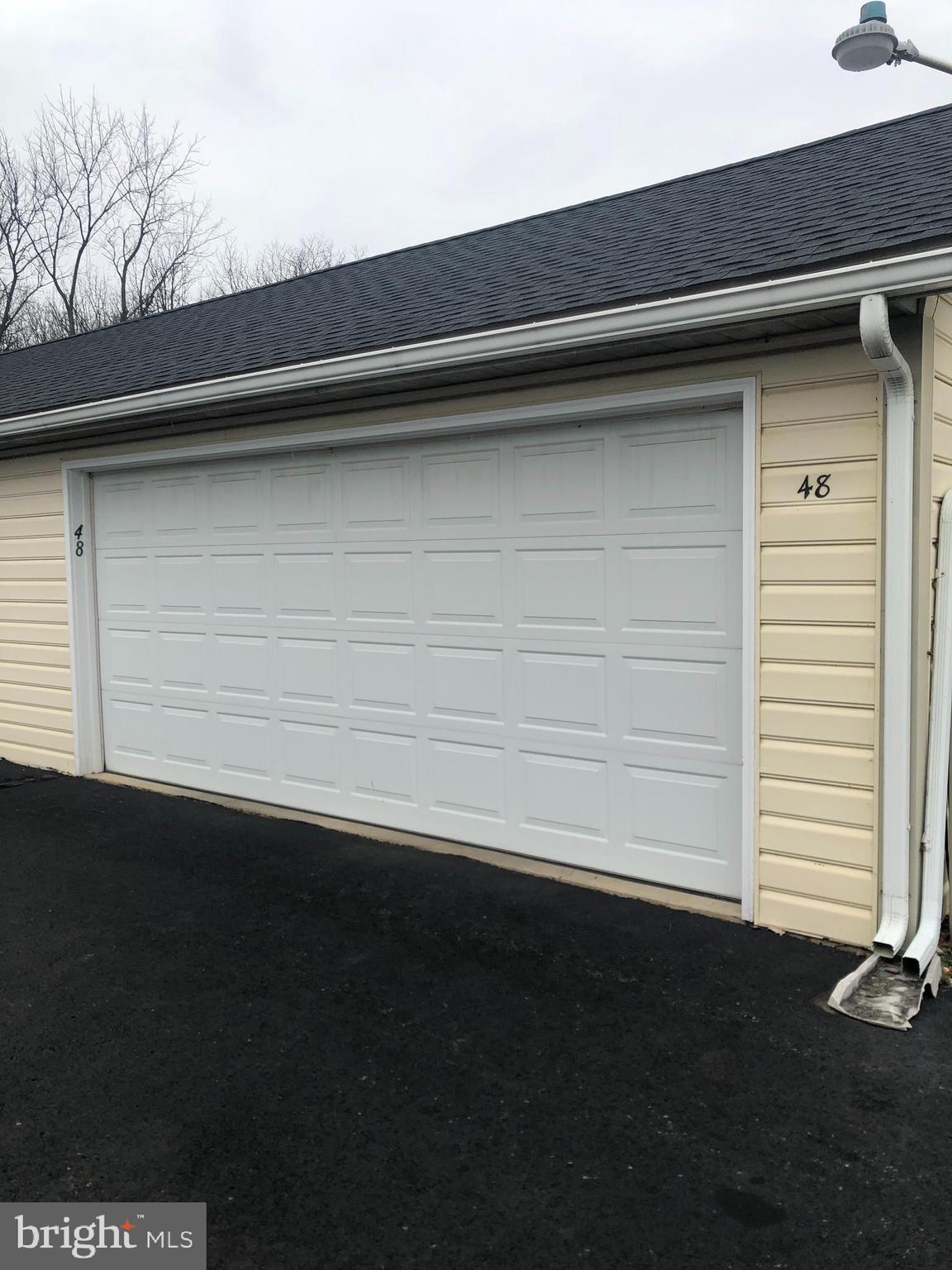 STRAWBERRY COURT - Residential