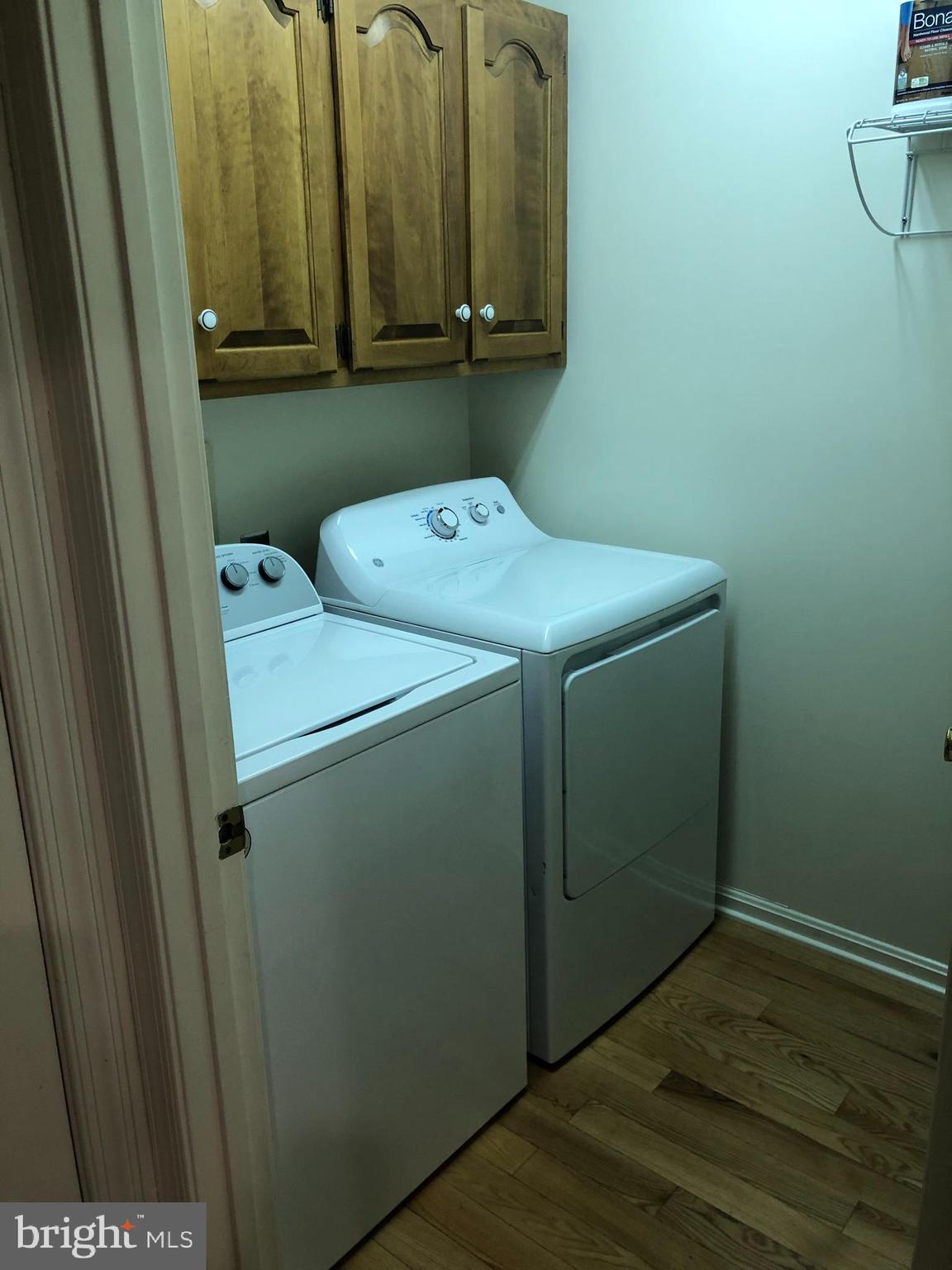 STRAWBERRY COURT - Residential