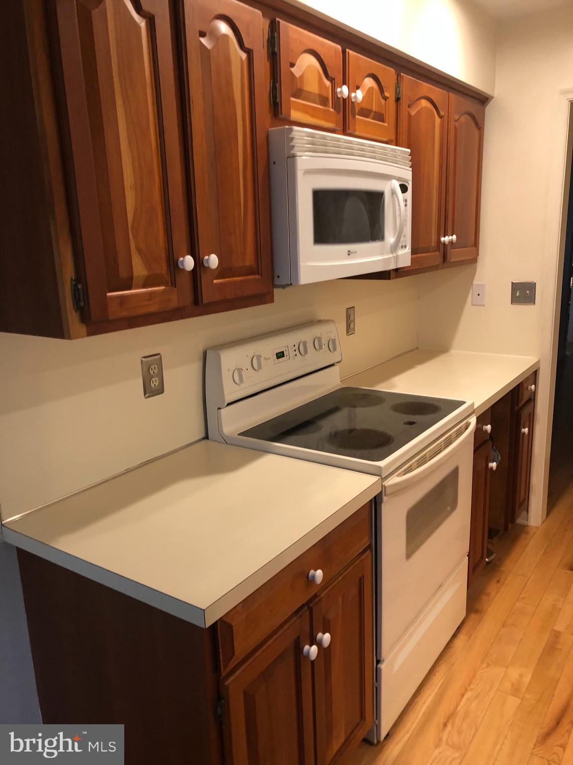 STRAWBERRY COURT - Residential