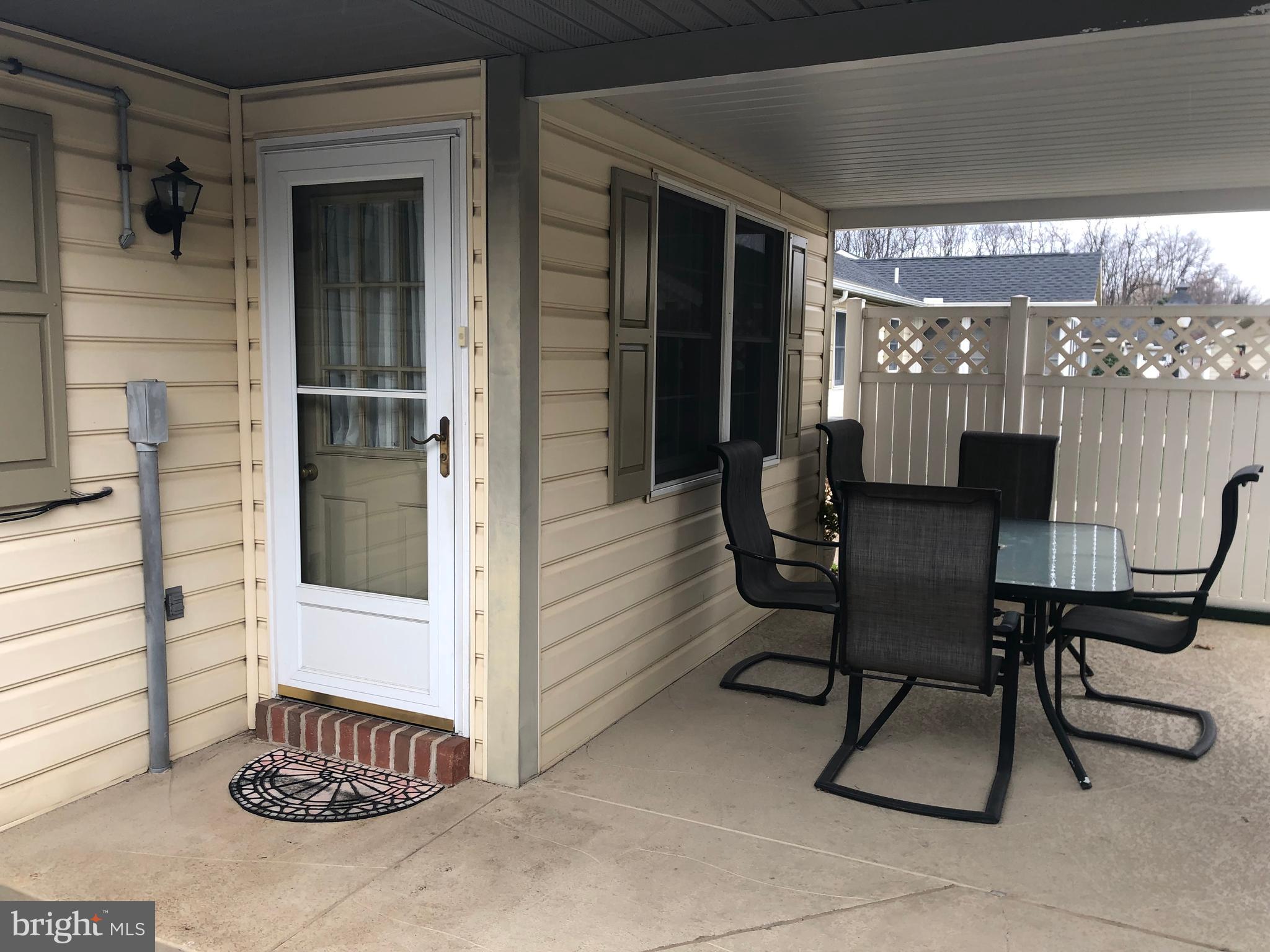 STRAWBERRY COURT - Residential