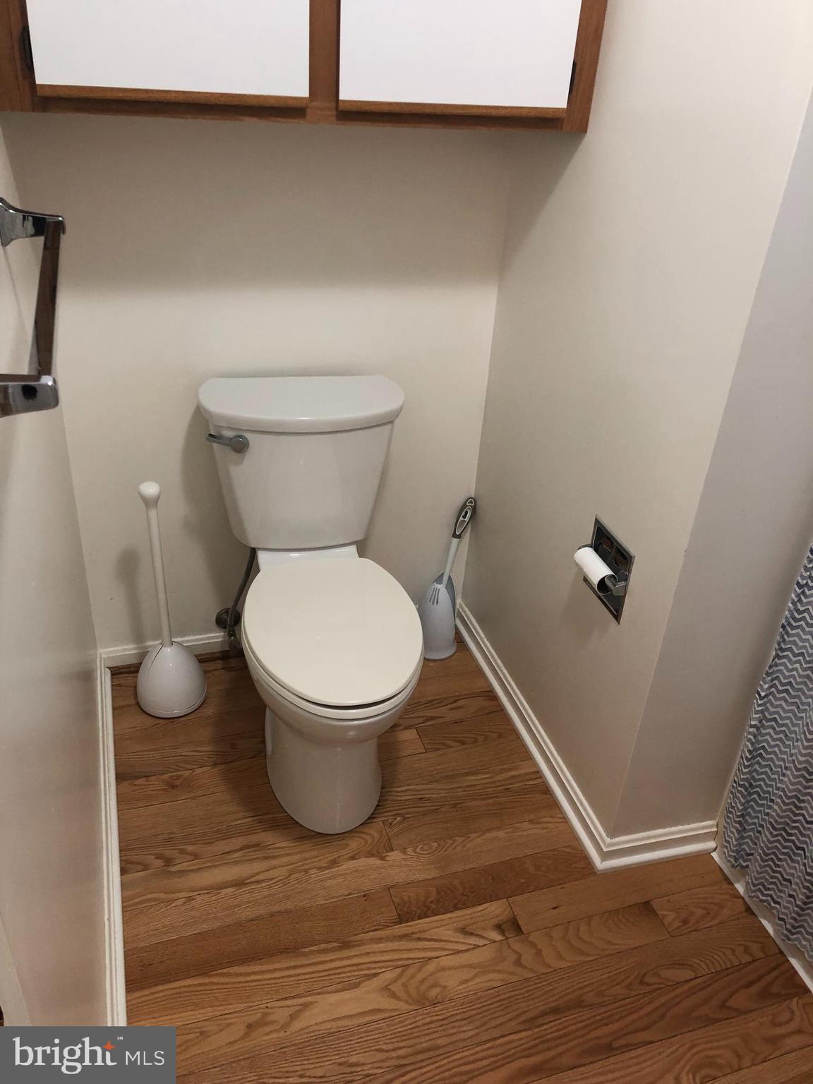 STRAWBERRY COURT - Residential