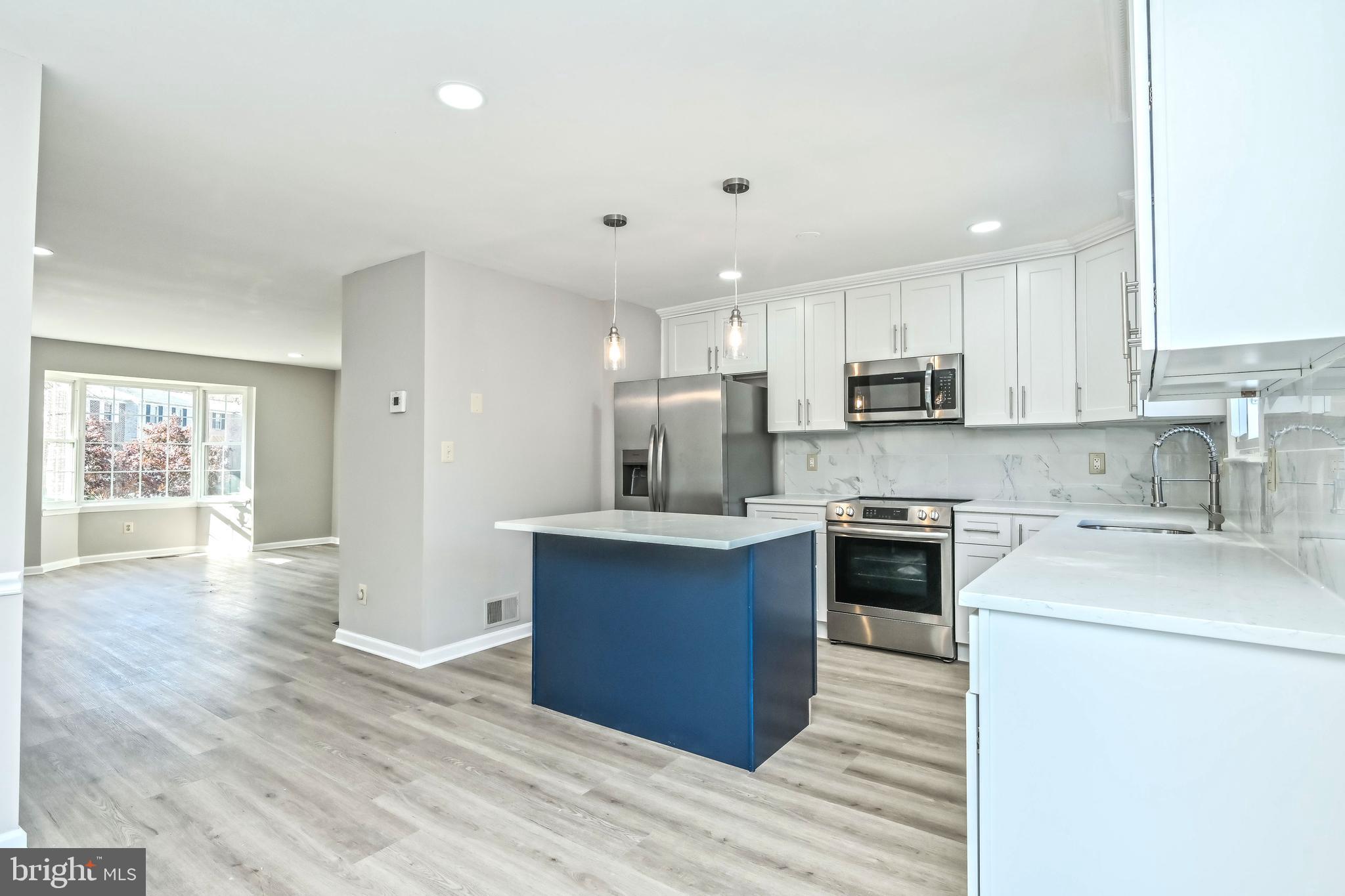 MONTGOMERY MEADOWS - Residential