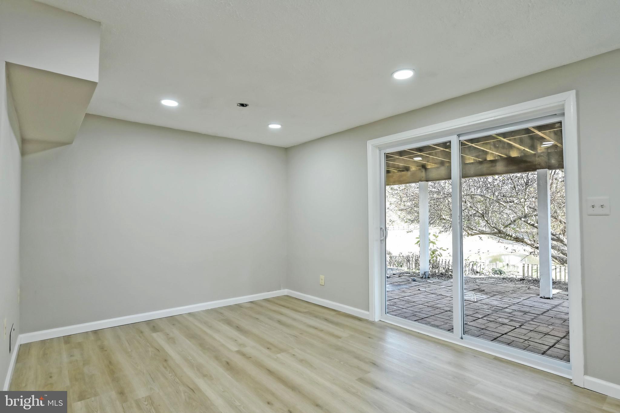 MONTGOMERY MEADOWS - Residential