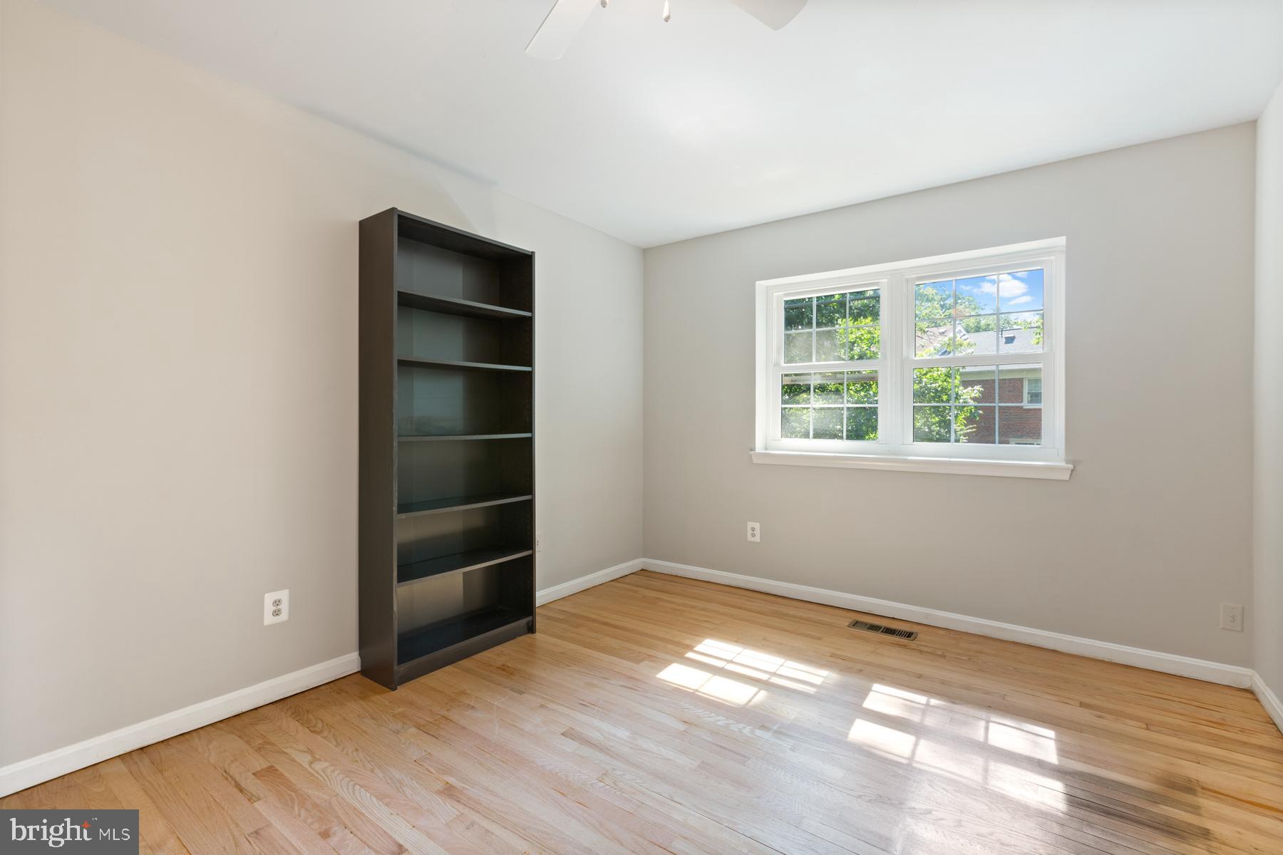 DUNN LORING HIGHLANDS - Residential