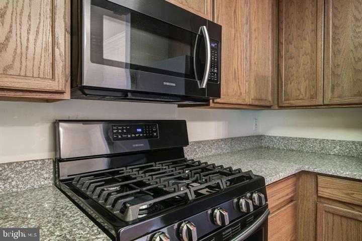 QUINCE ORCHARD PARK CODM - Residential Lease