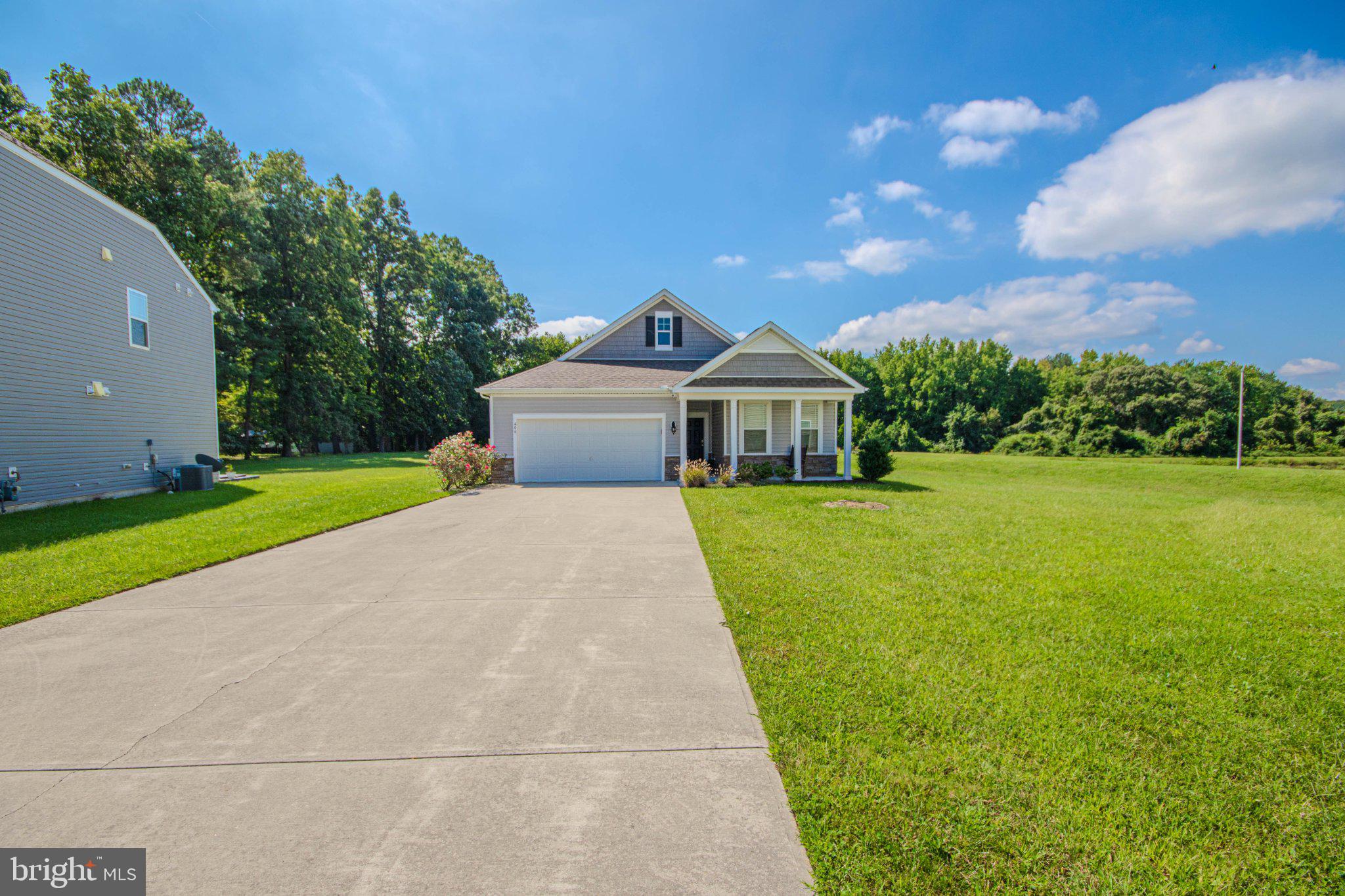 406 TWIN CREEKS DRIVE