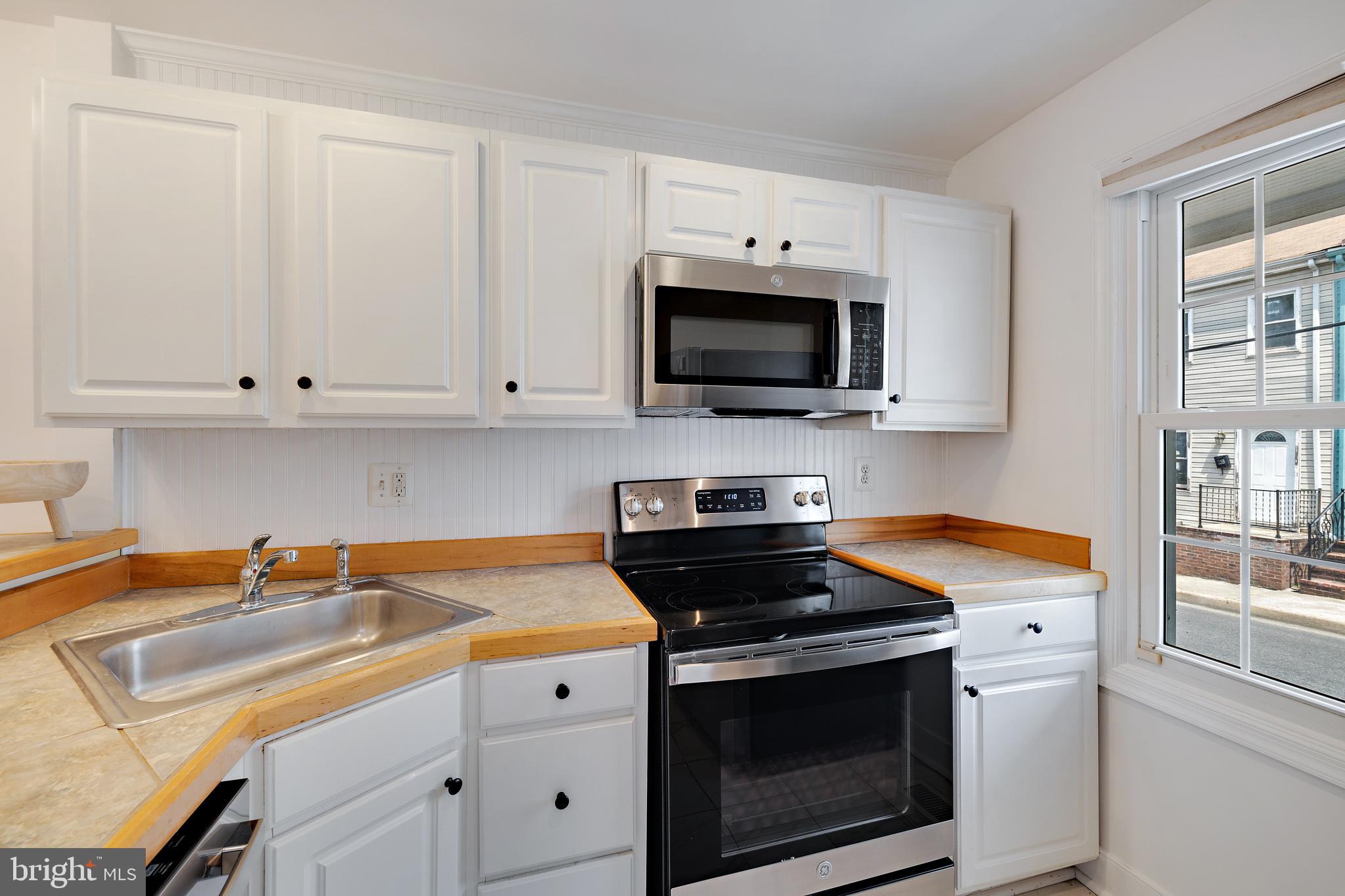 BRICKYARD HILL - Residential