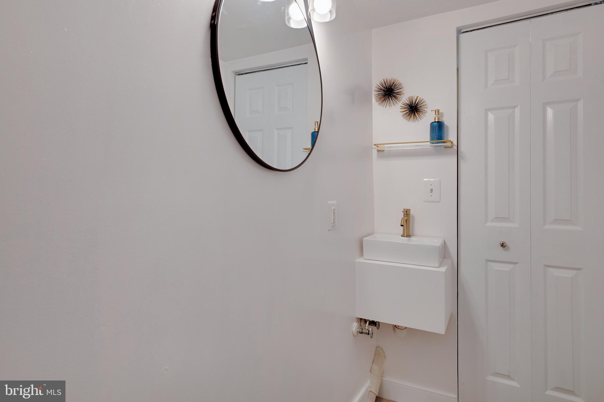 BRICKYARD HILL - Residential