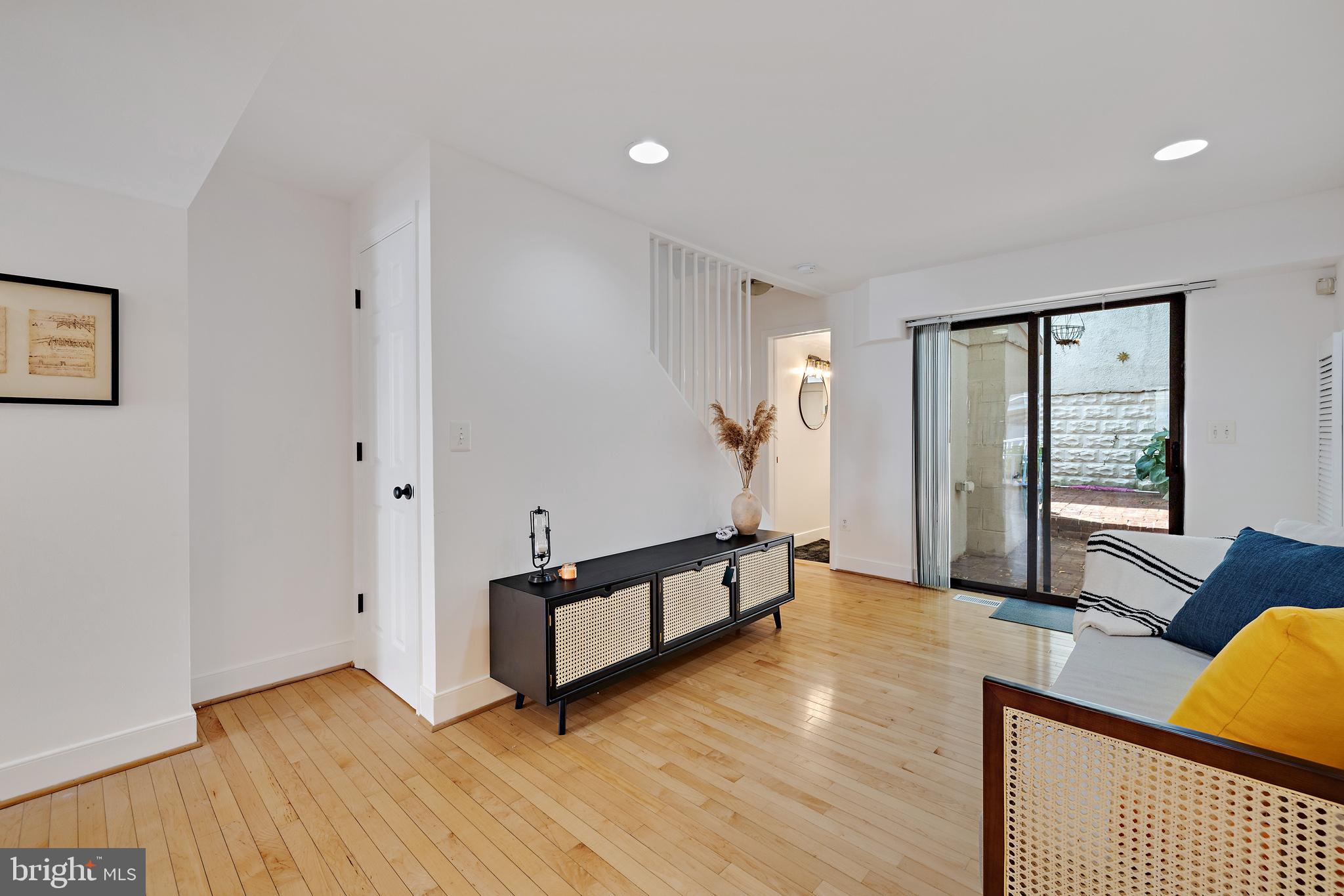 BRICKYARD HILL - Residential