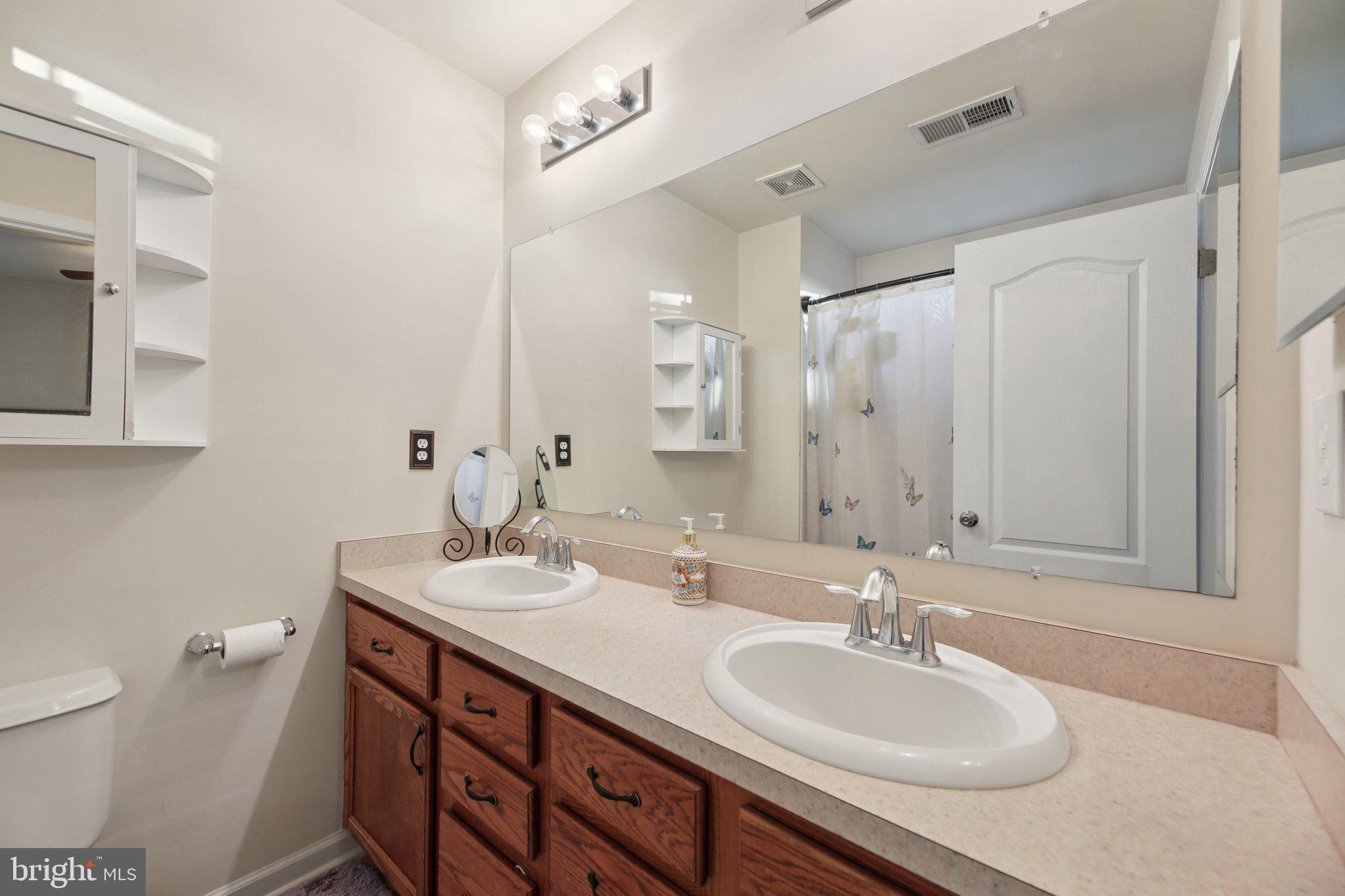 TANYARD SPRINGS - Residential