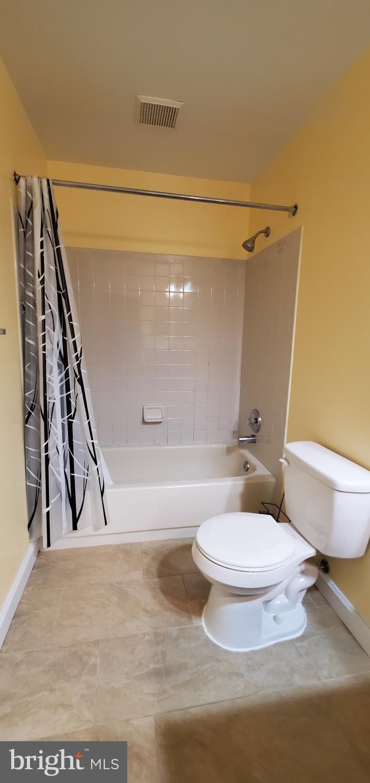 SEQUOIA ESTATES - Residential Lease