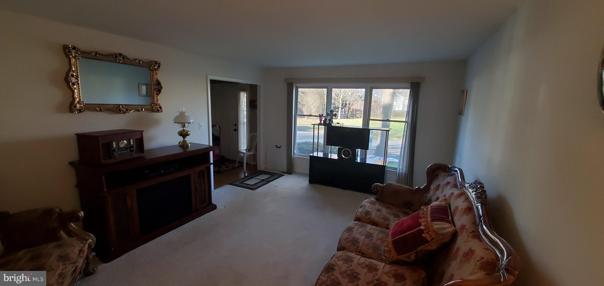 SEQUOIA ESTATES - Residential Lease