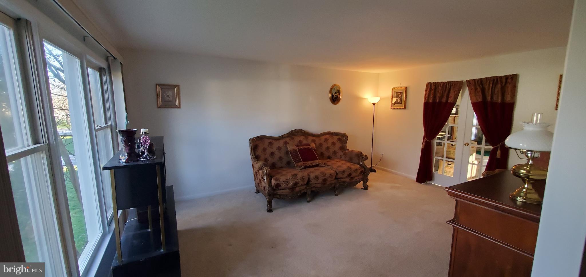 SEQUOIA ESTATES - Residential Lease