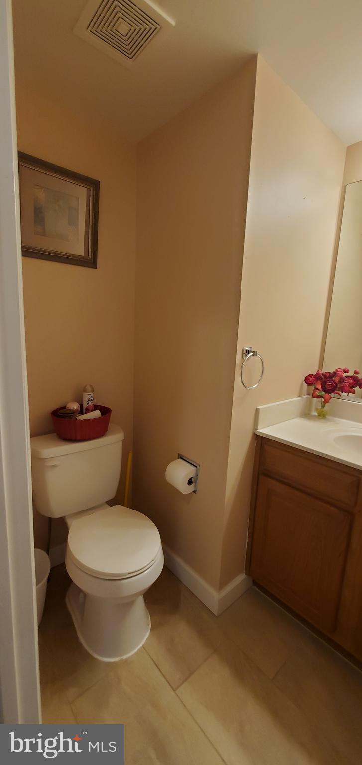 SEQUOIA ESTATES - Residential Lease