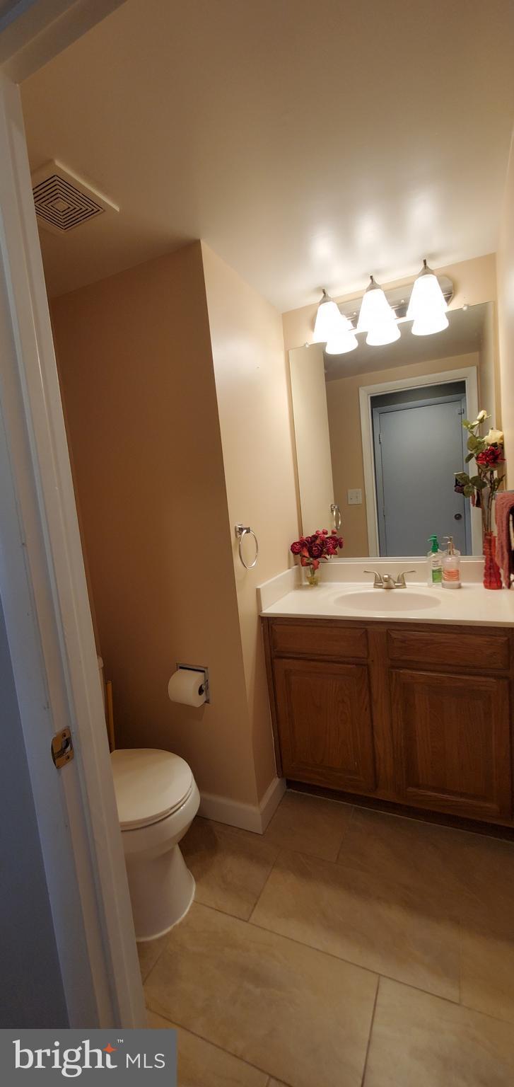 SEQUOIA ESTATES - Residential Lease