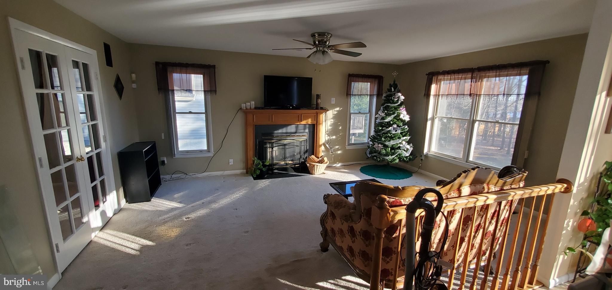 SEQUOIA ESTATES - Residential Lease