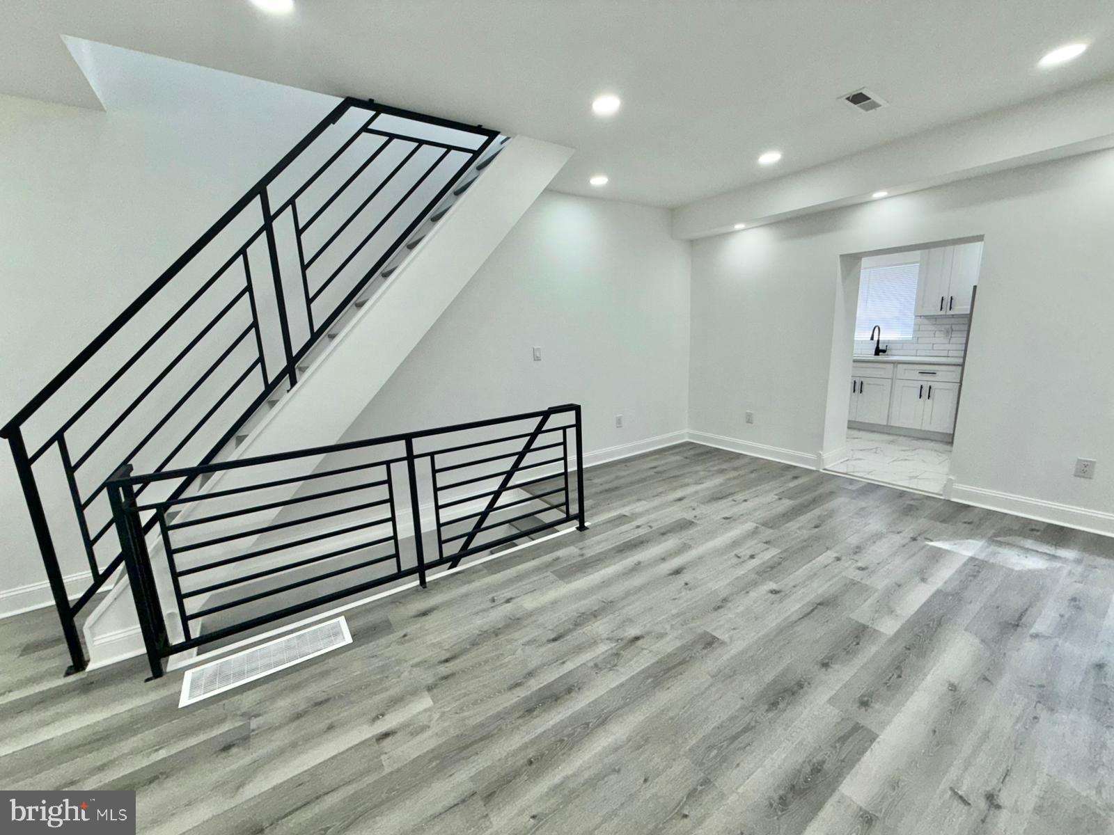 PHILADELPHIA - Residential