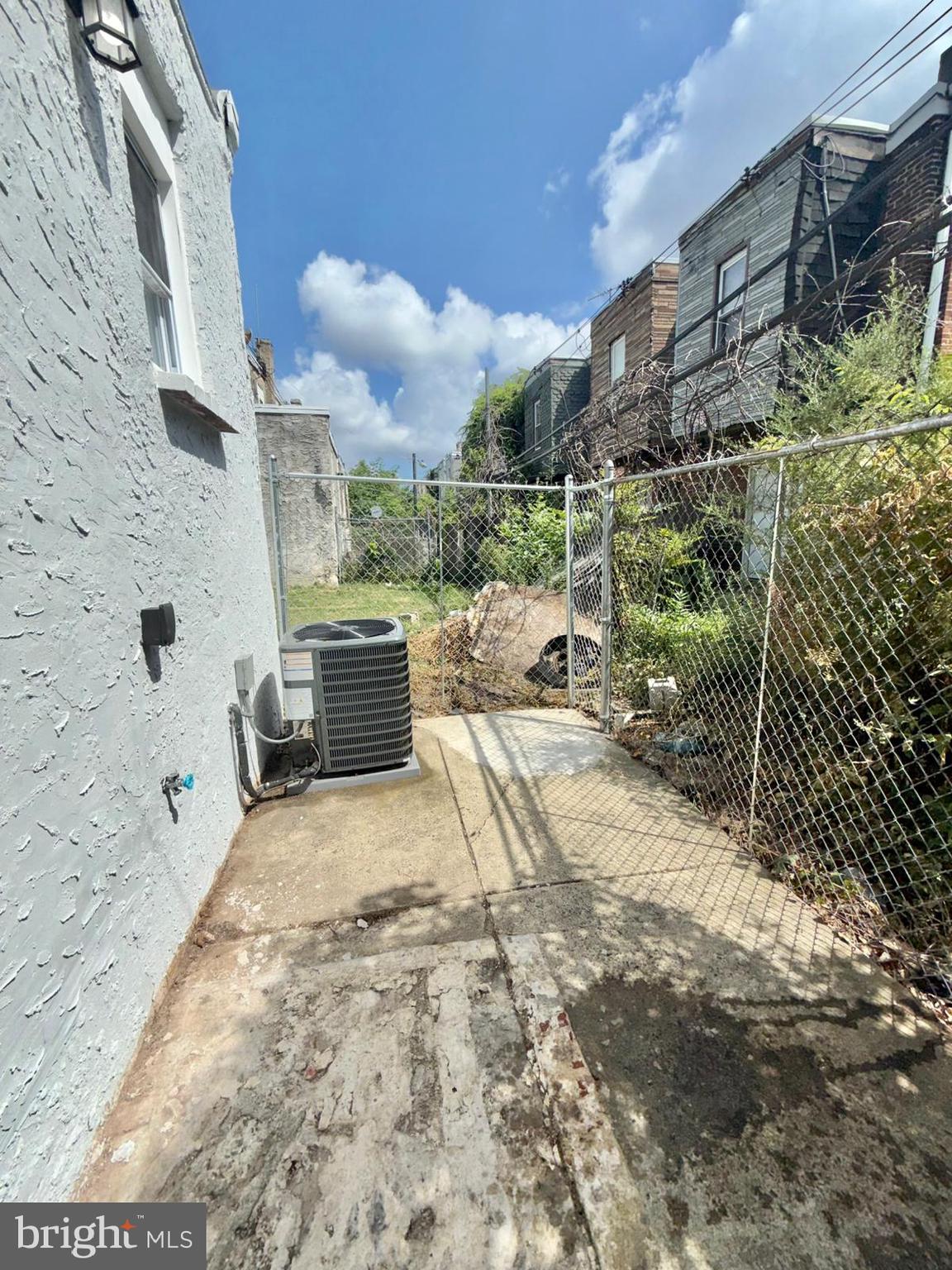 PHILADELPHIA - Residential