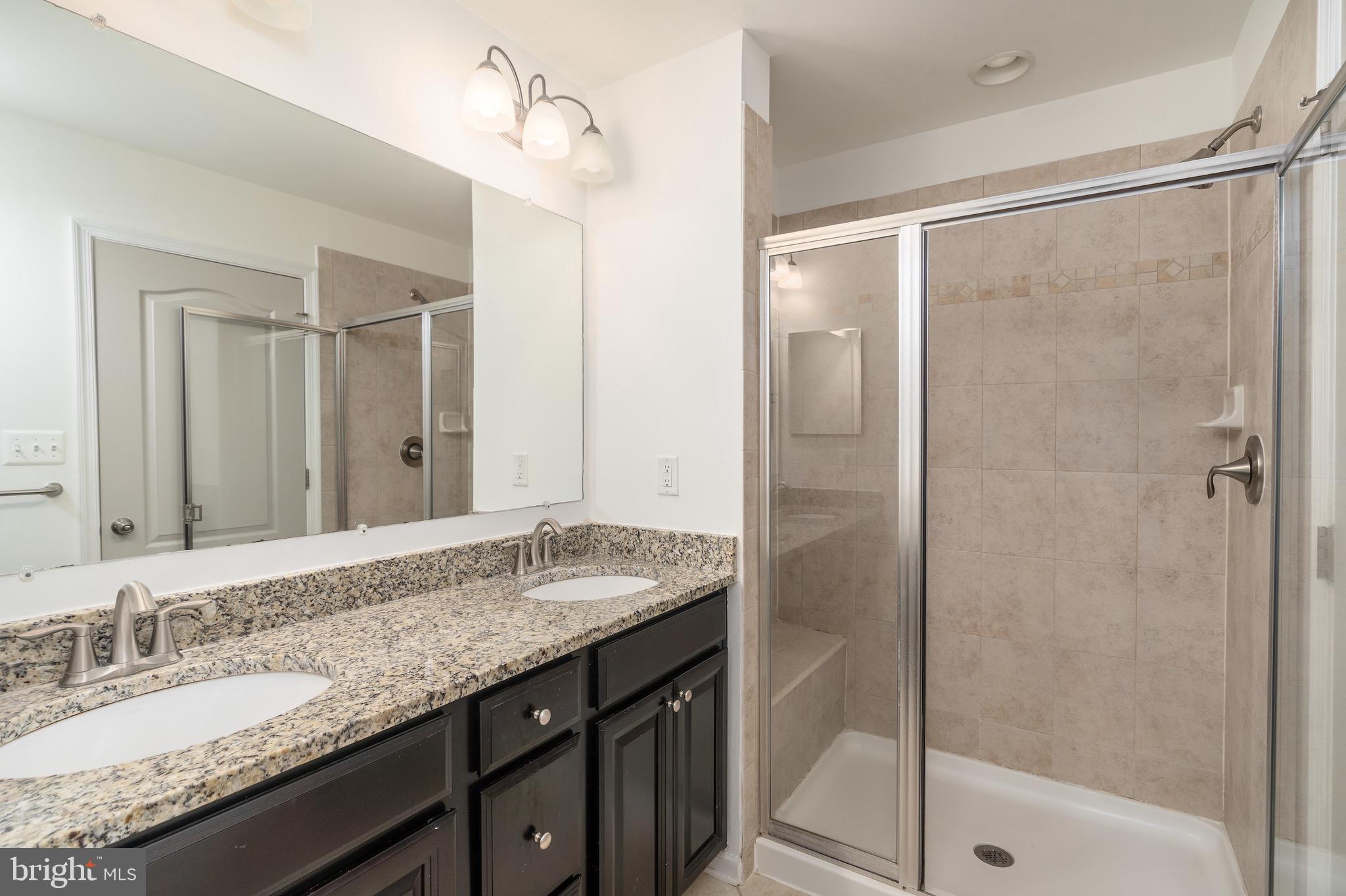 WHITE PLAINS - Residential Lease