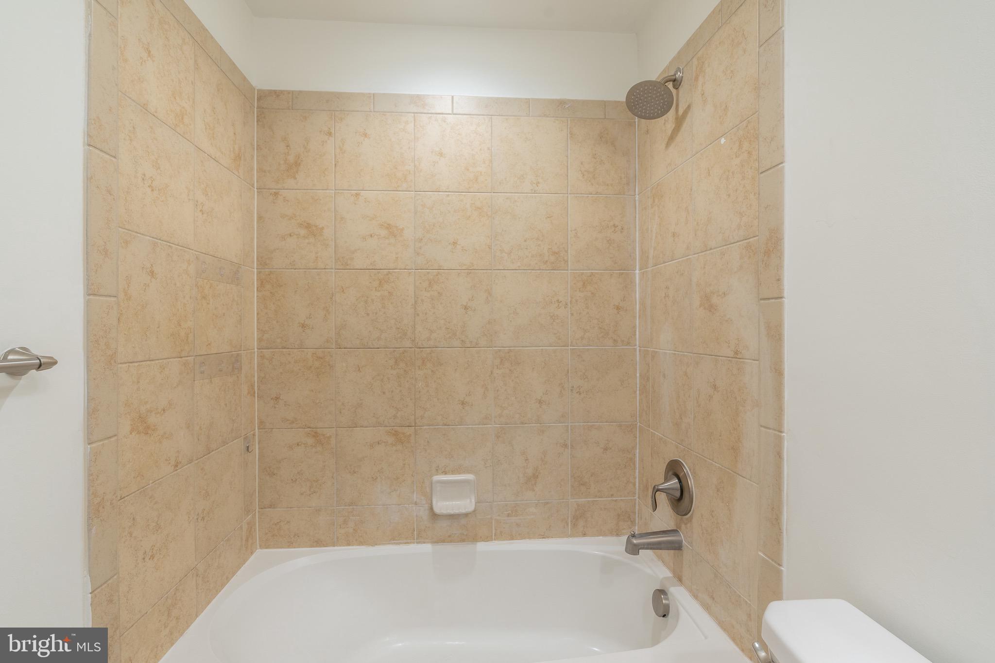 WHITE PLAINS - Residential Lease