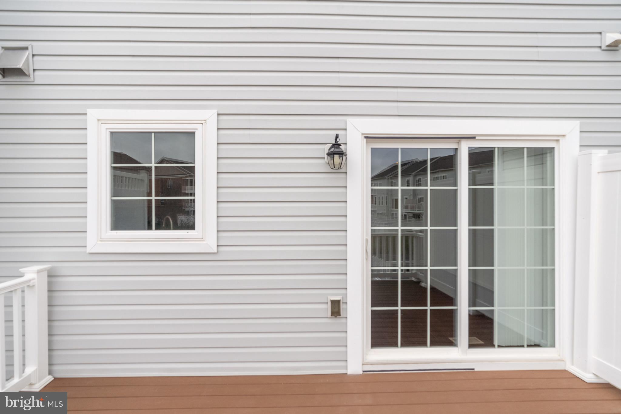 WHITE PLAINS - Residential Lease