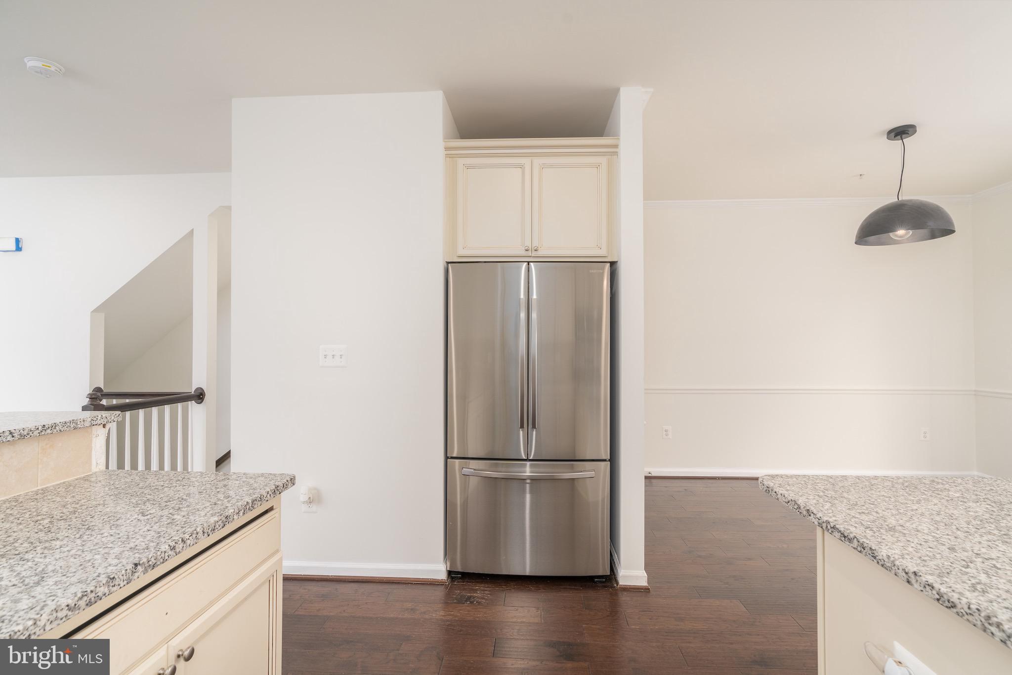 WHITE PLAINS - Residential Lease