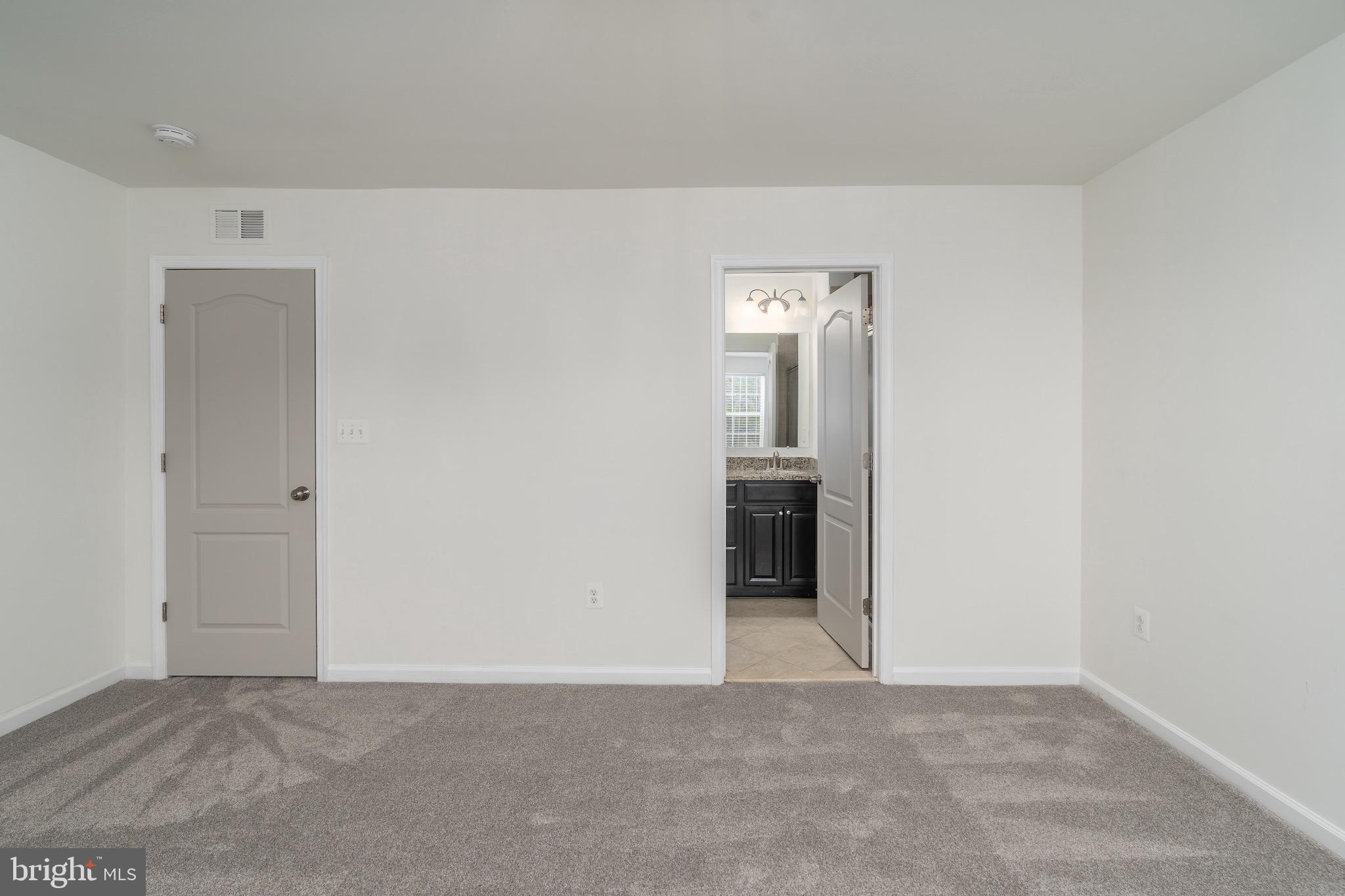 WHITE PLAINS - Residential Lease