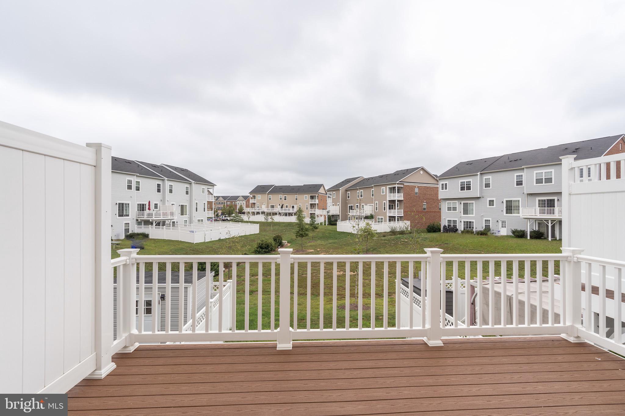 WHITE PLAINS - Residential Lease