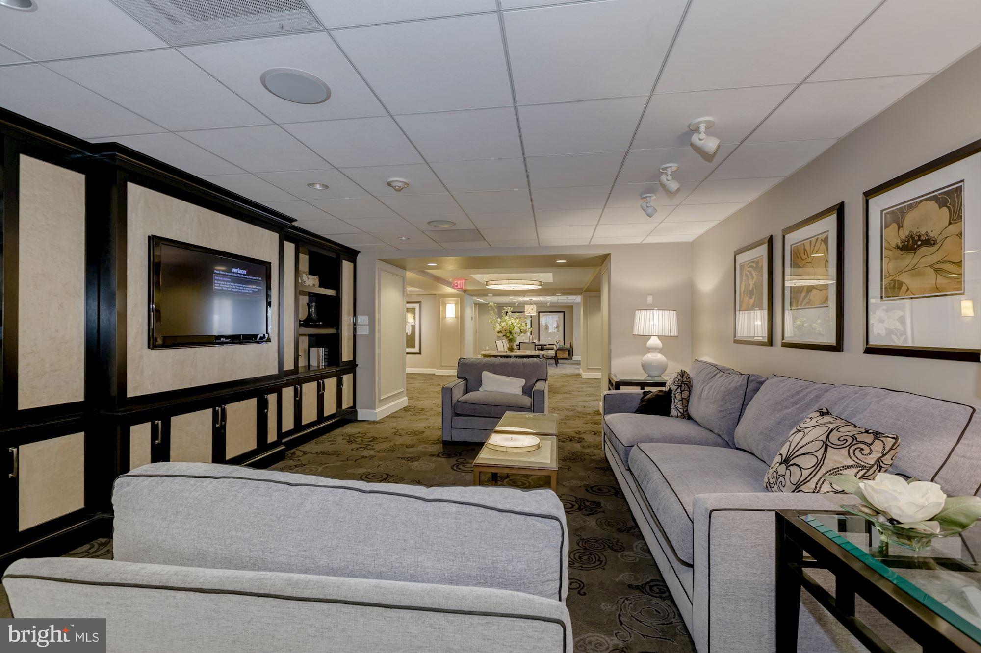 THE ELIZABETH - Residential