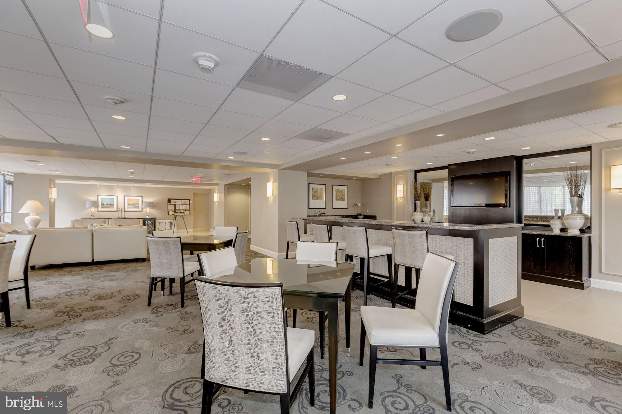 THE ELIZABETH - Residential