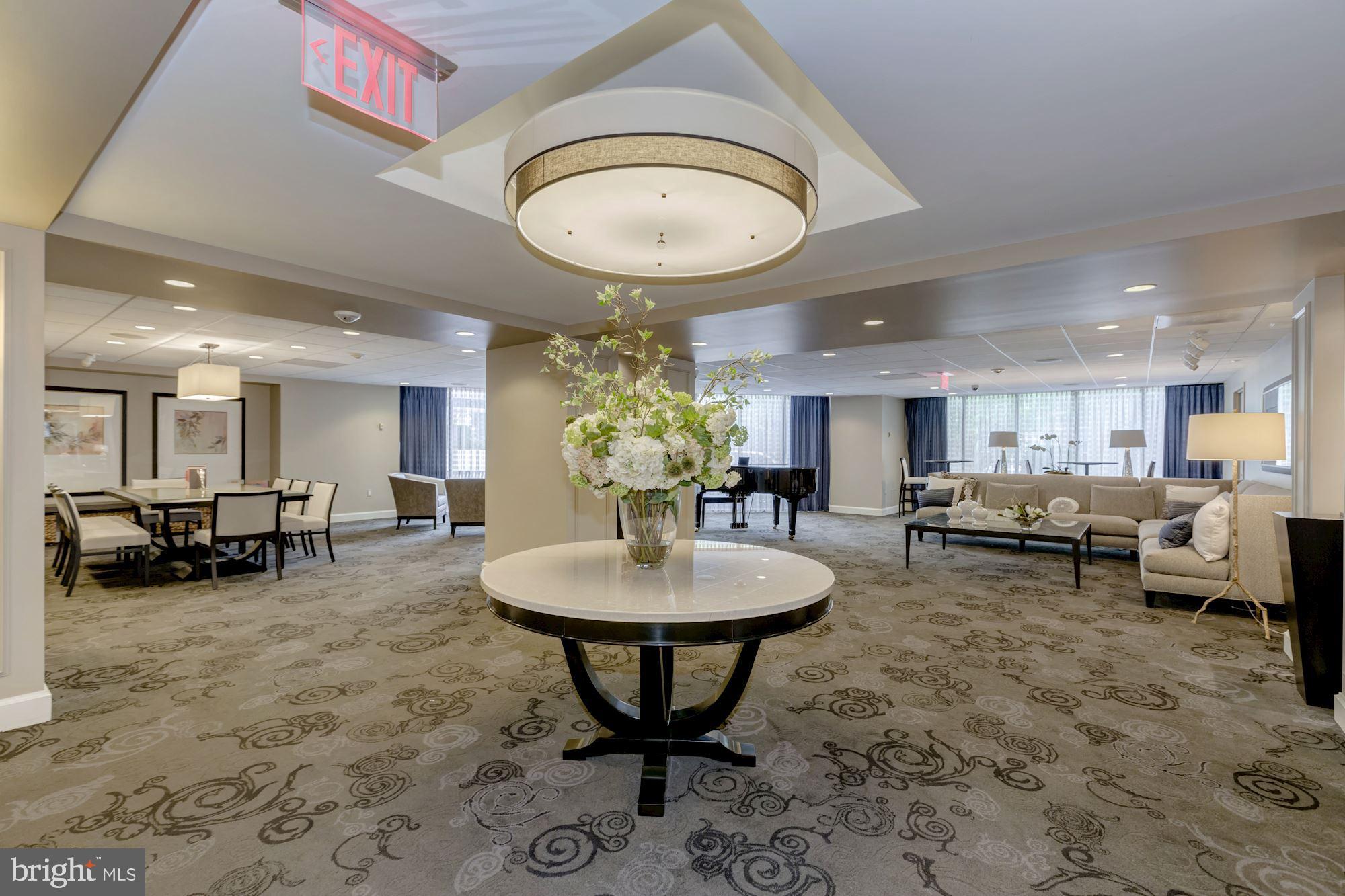 THE ELIZABETH - Residential