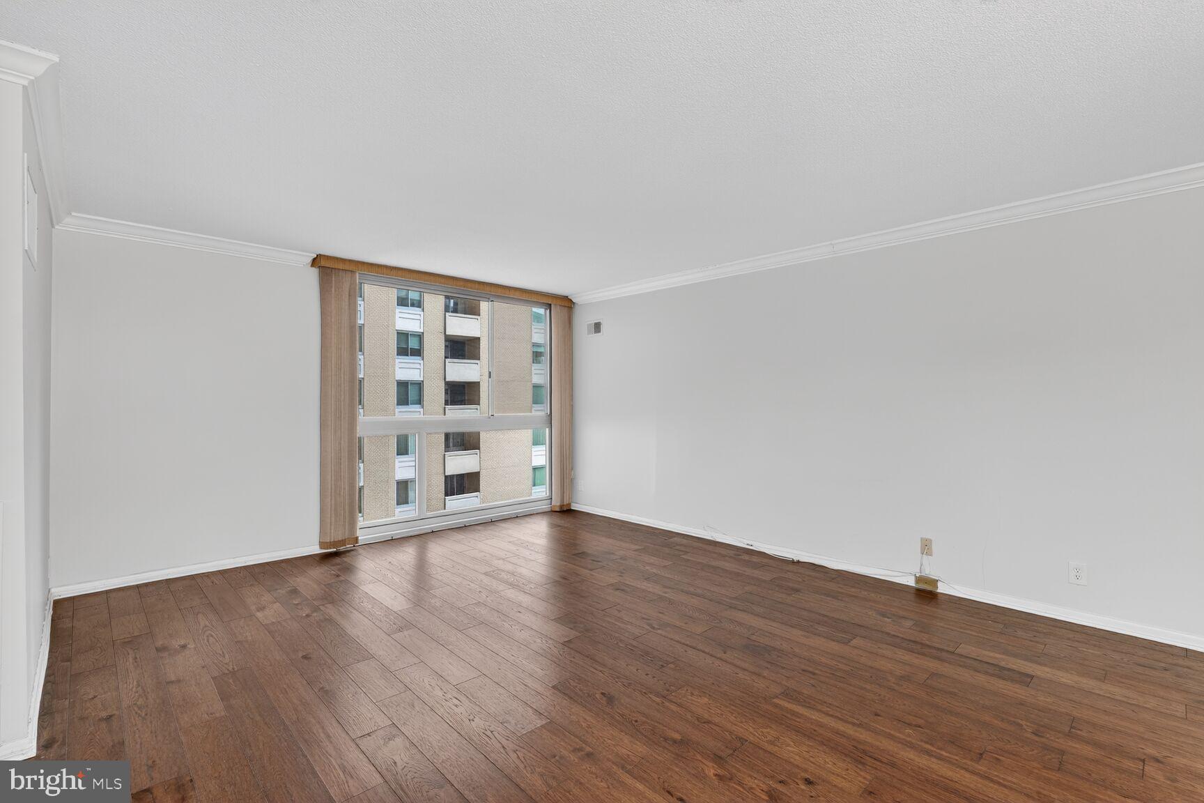 THE ELIZABETH - Residential