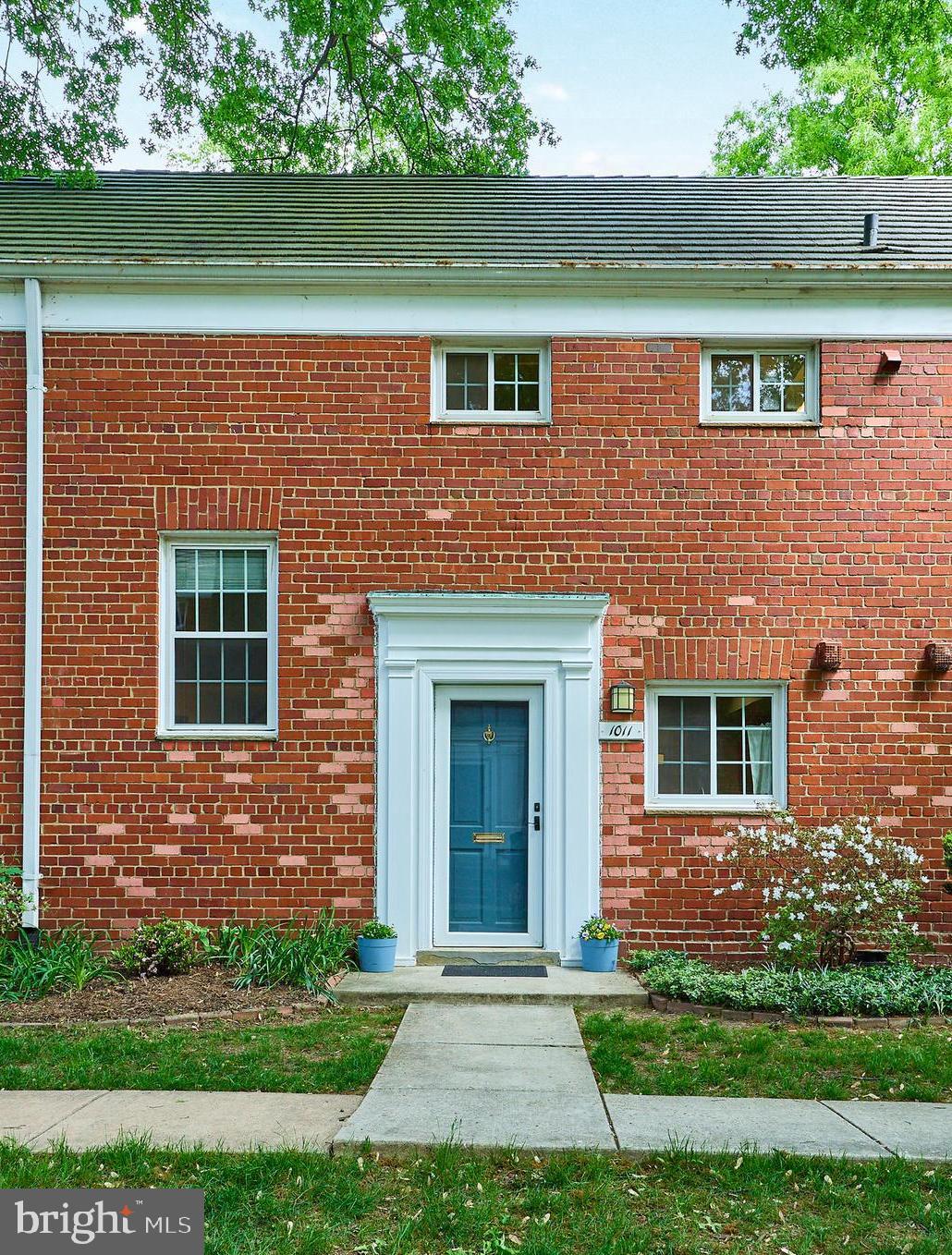 1011 BEVERLEY DRIVE 117-10