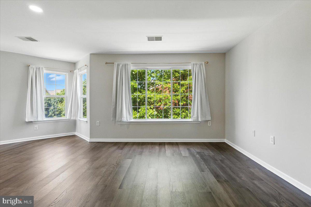 WESTERLEY - Residential Lease