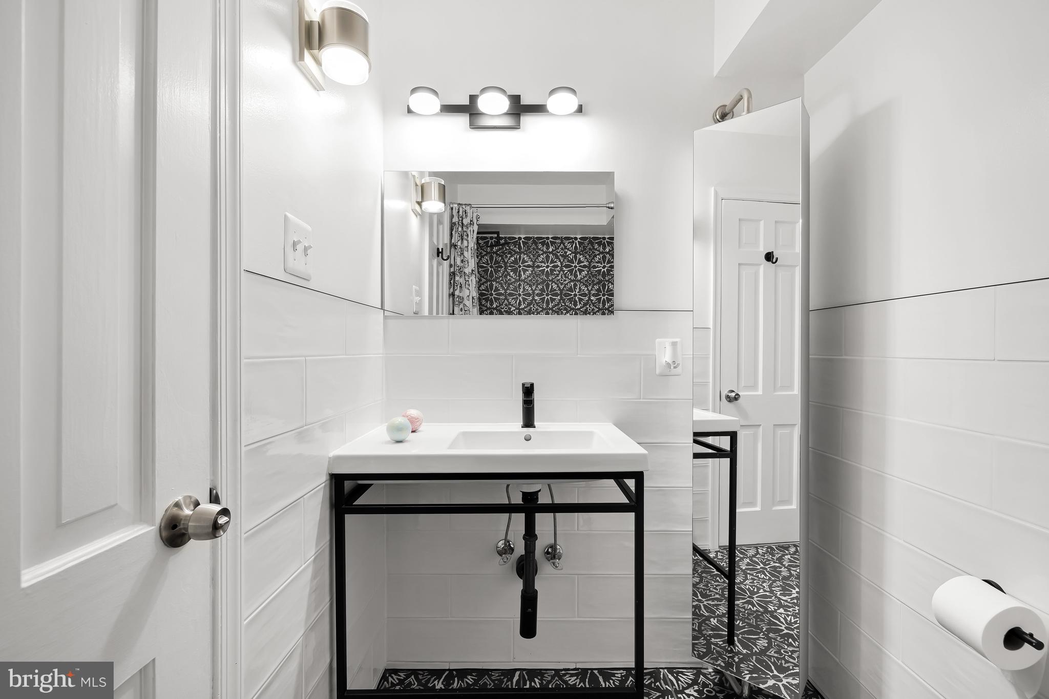 REGENCY ESTATES - Residential