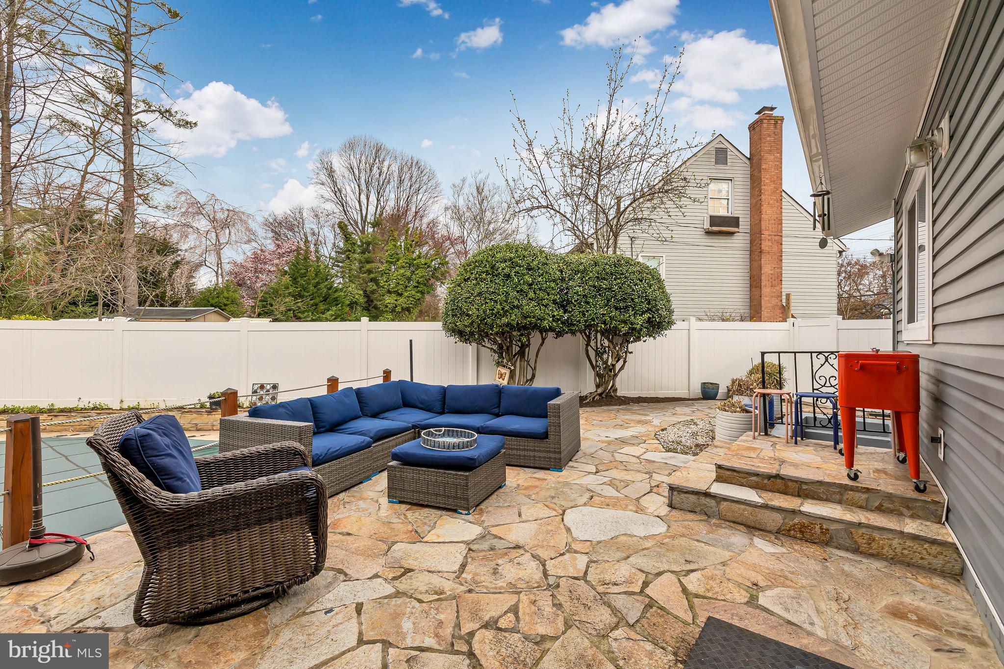 REGENCY ESTATES - Residential