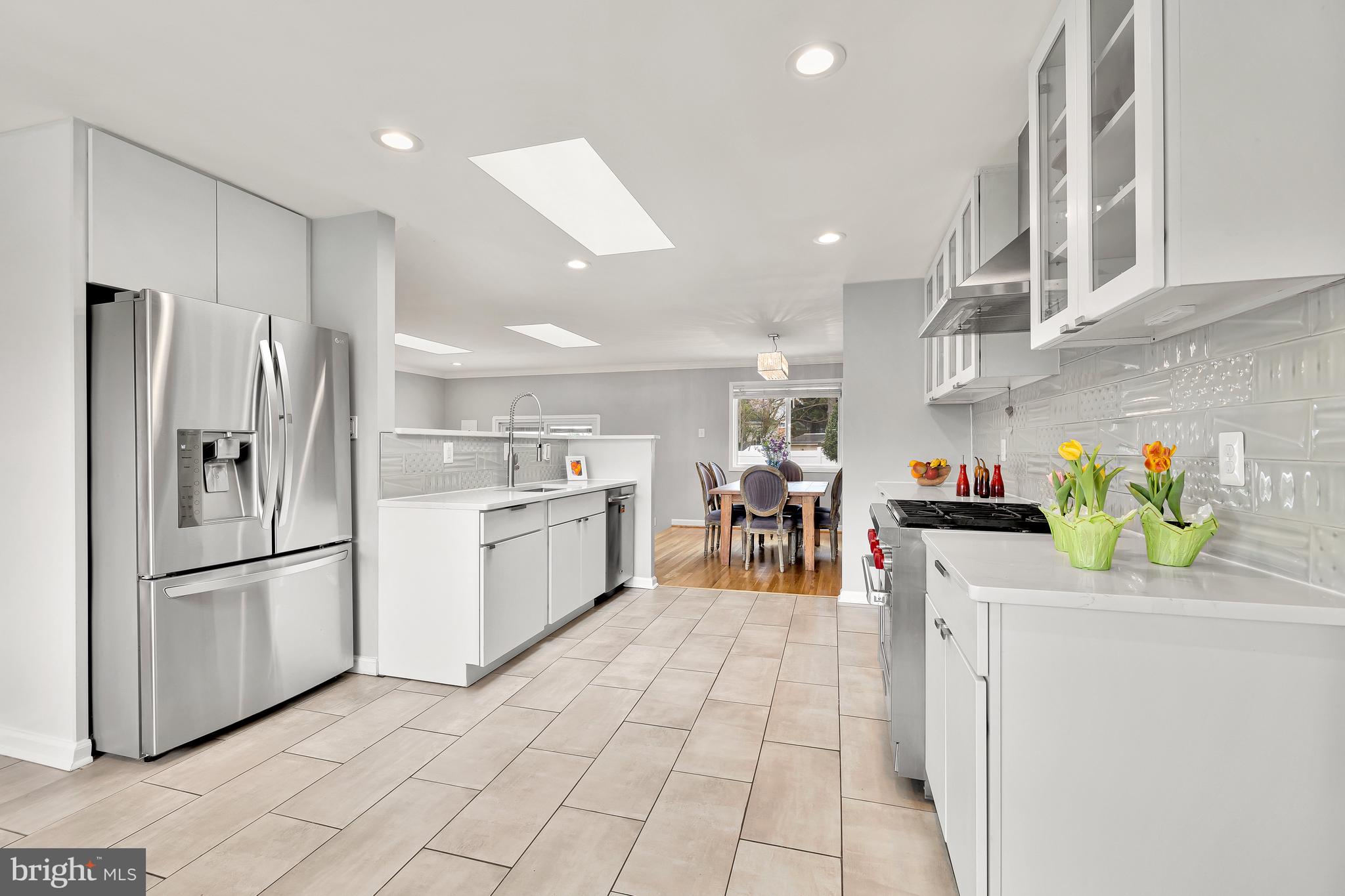 REGENCY ESTATES - Residential