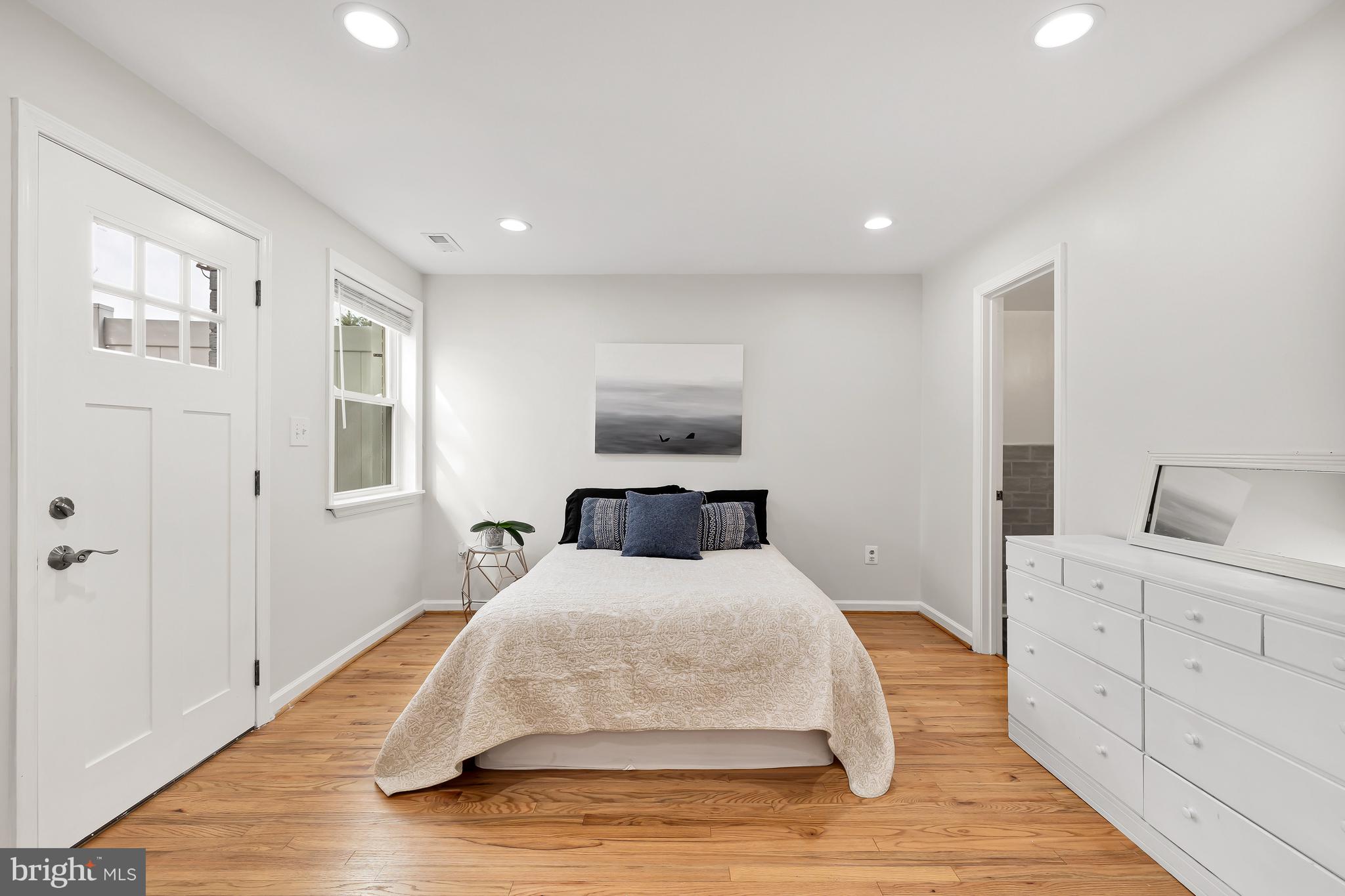 REGENCY ESTATES - Residential