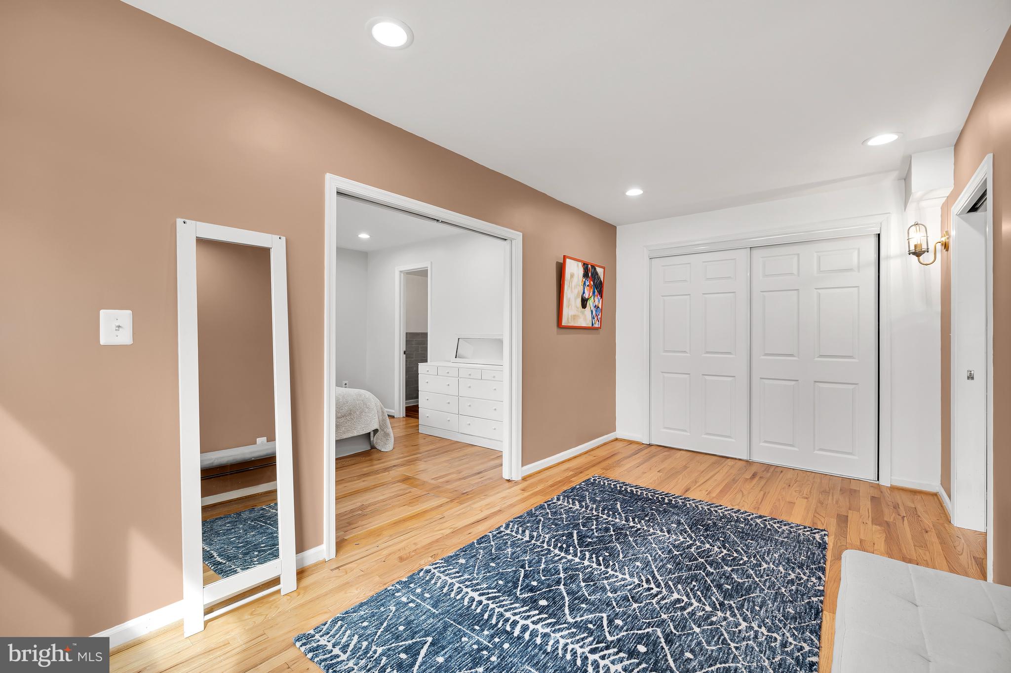 REGENCY ESTATES - Residential