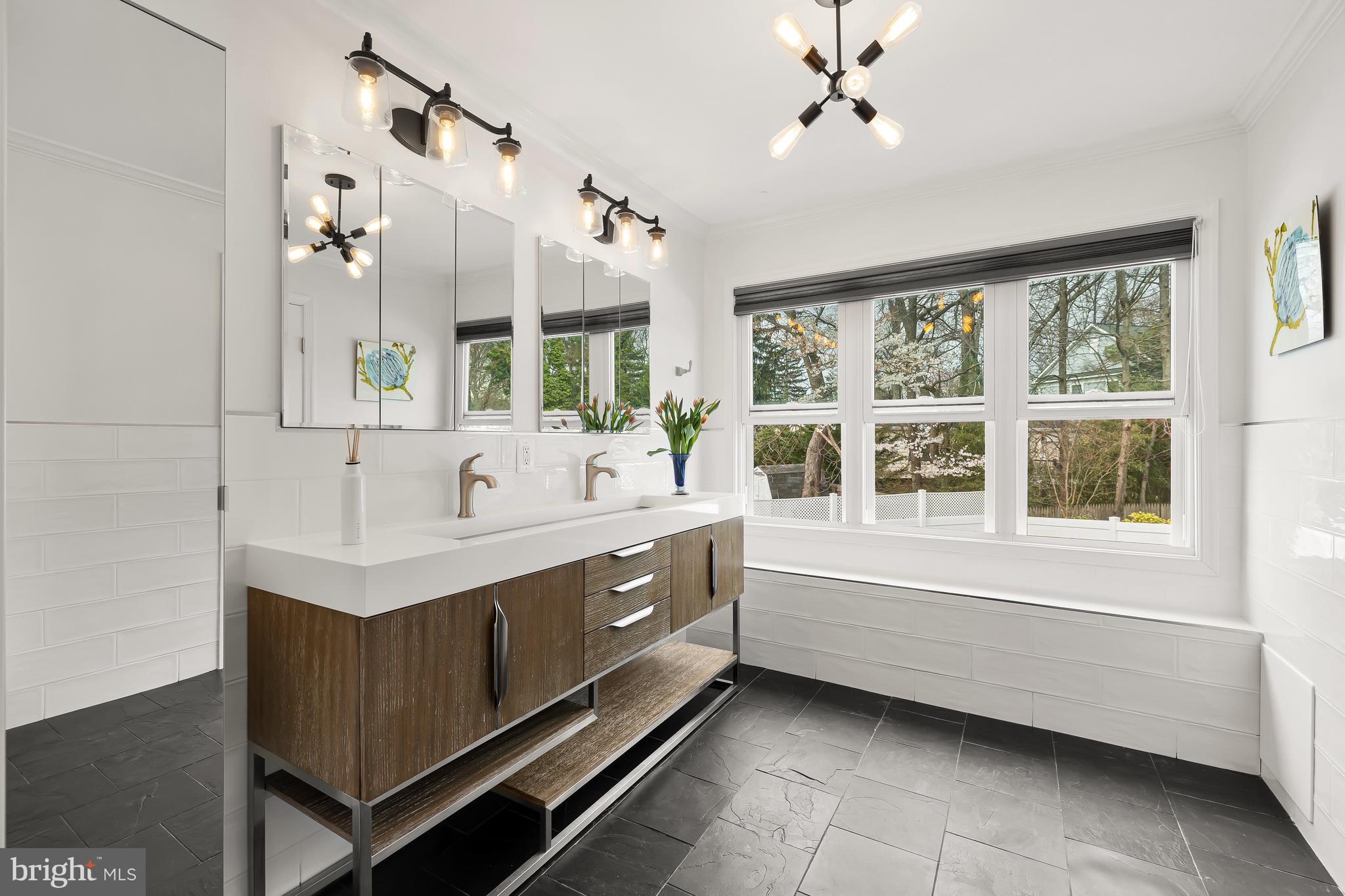 REGENCY ESTATES - Residential