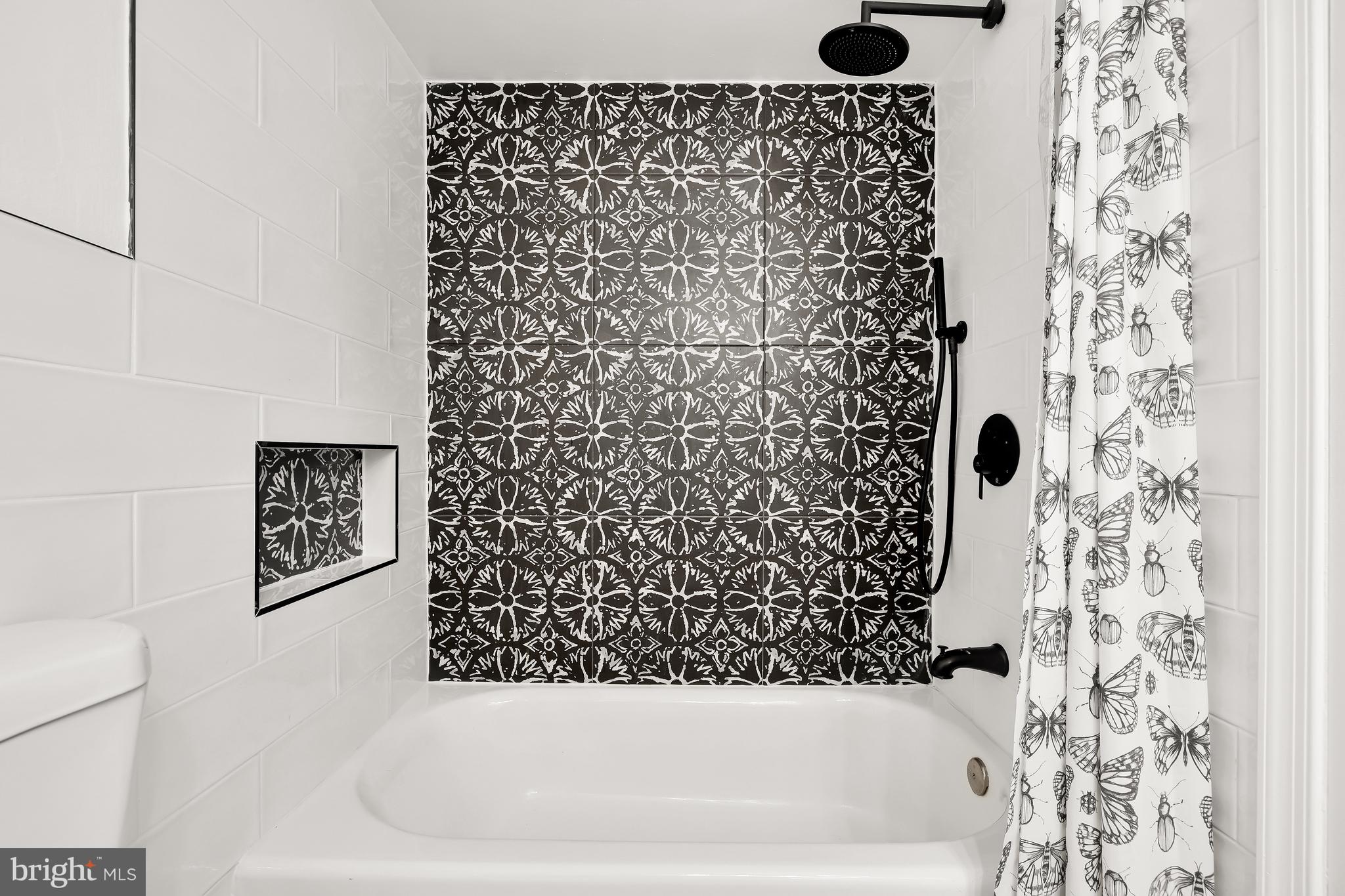 REGENCY ESTATES - Residential