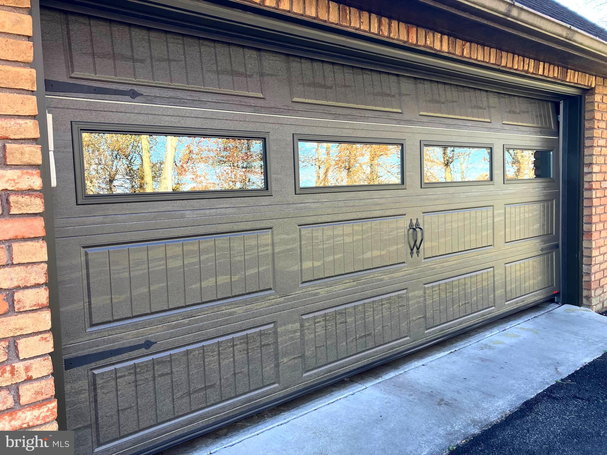 2200 STONEY POINT ROAD