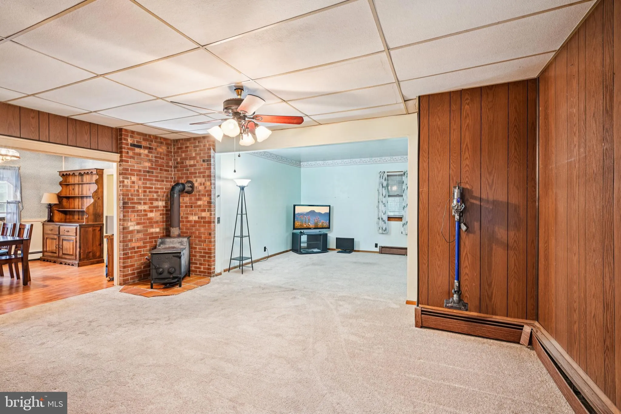 Vineland, New Jersey 08360, United States, 2 Bedrooms Bedrooms, ,1 BathroomBathrooms,Residential,Coming Soon,184929