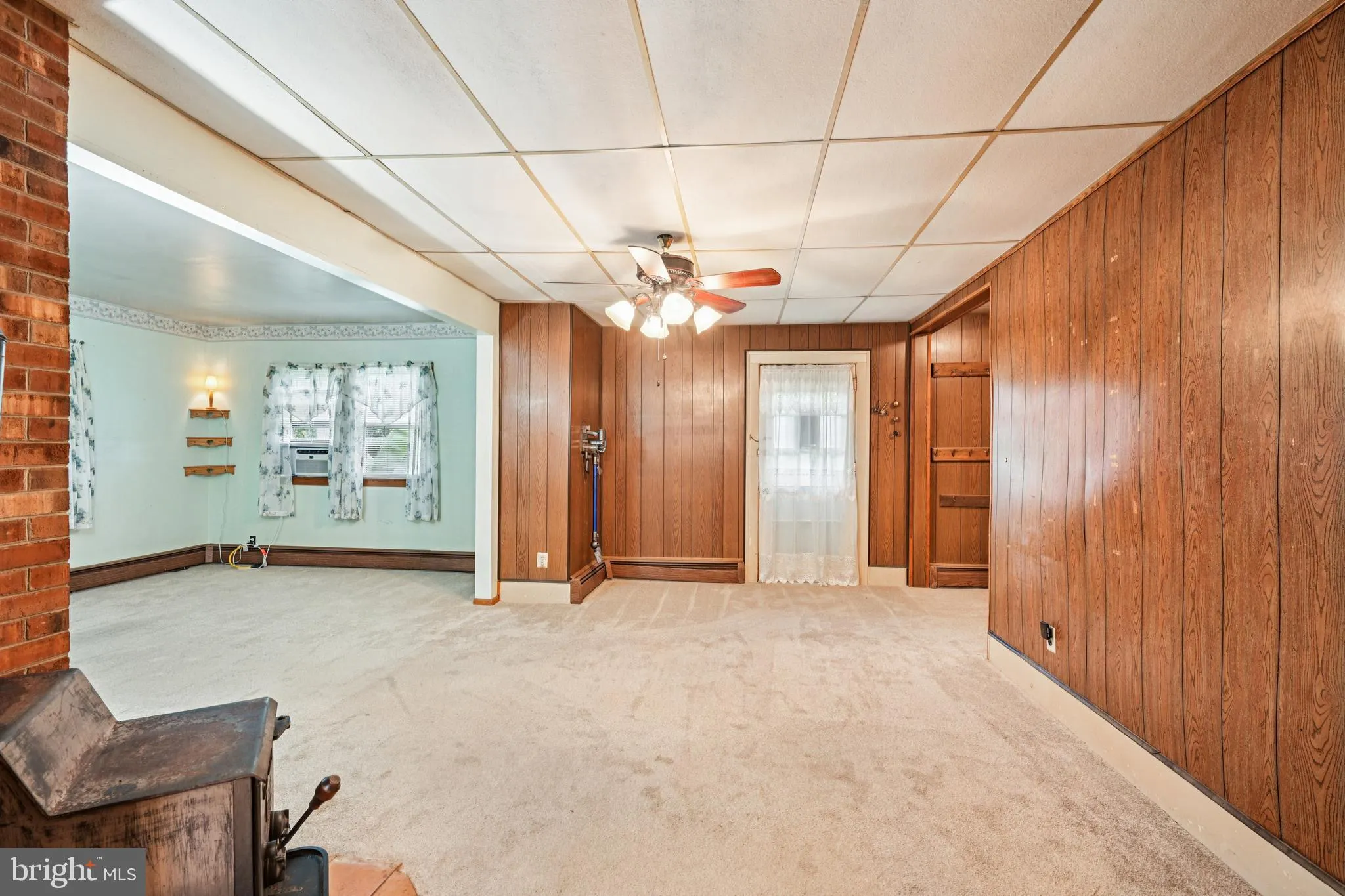 Vineland, New Jersey 08360, United States, 2 Bedrooms Bedrooms, ,1 BathroomBathrooms,Residential,Coming Soon,184929