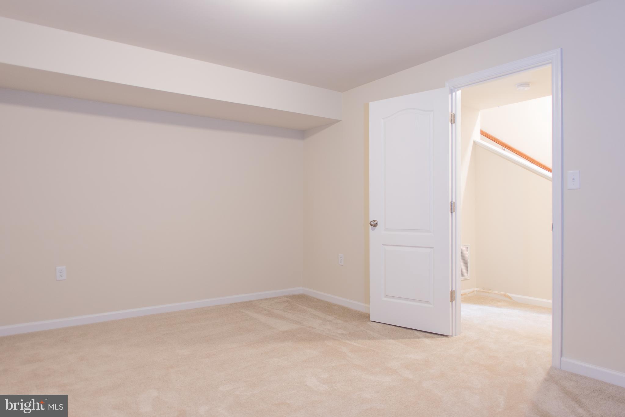 ARCHERS ROCK - Residential