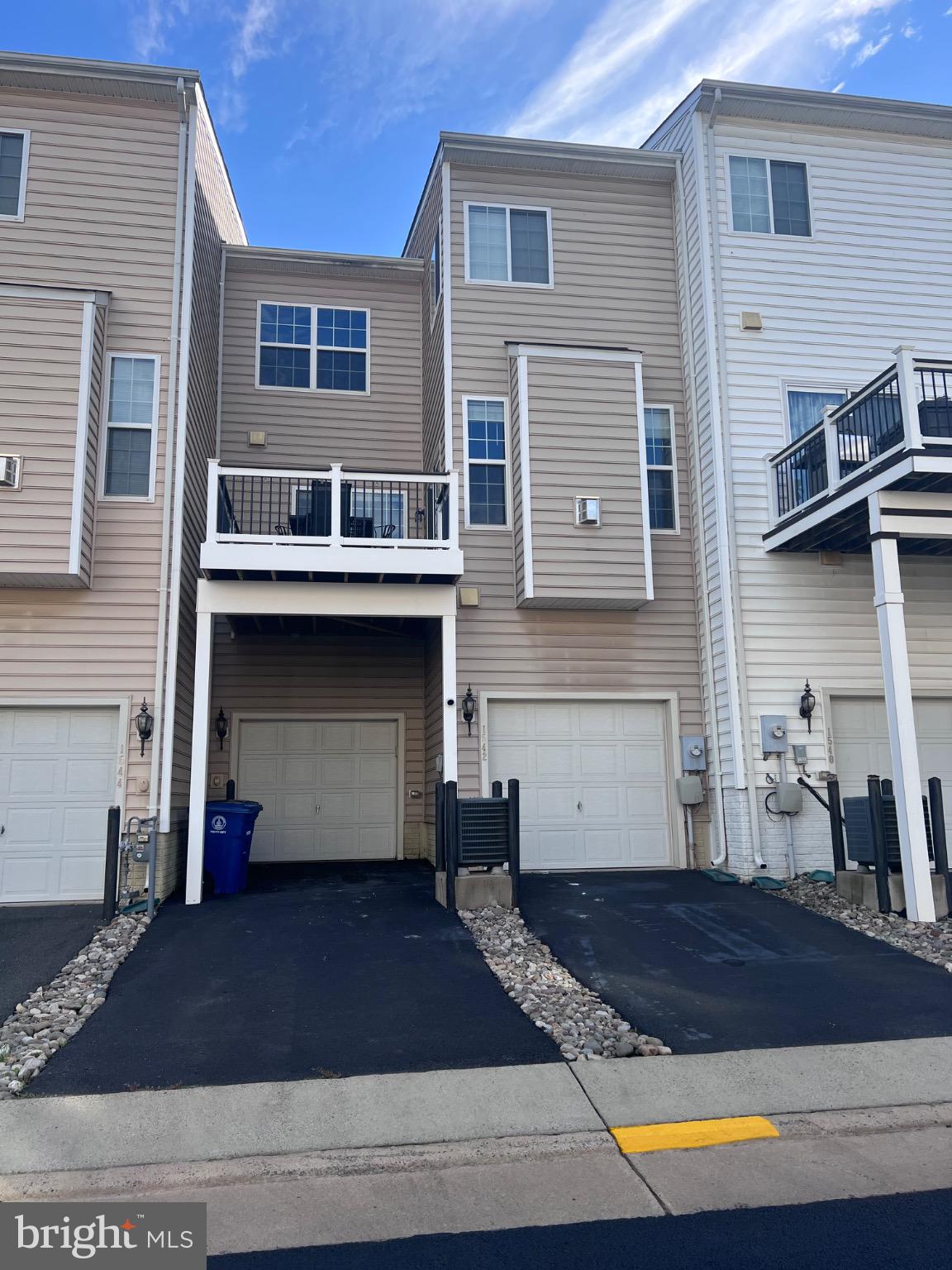 PMW FARMS - Residential Lease