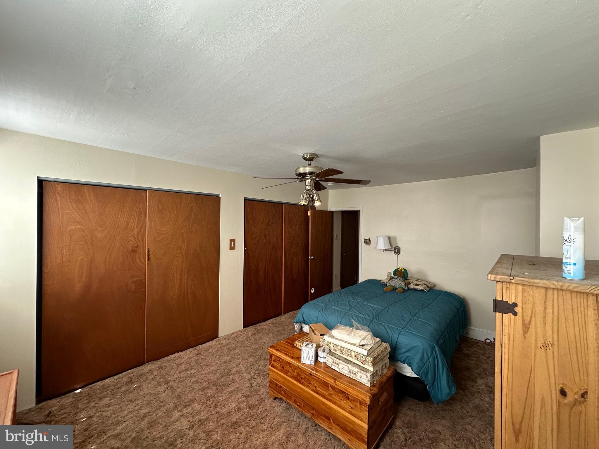 BRIDESBURG - Residential